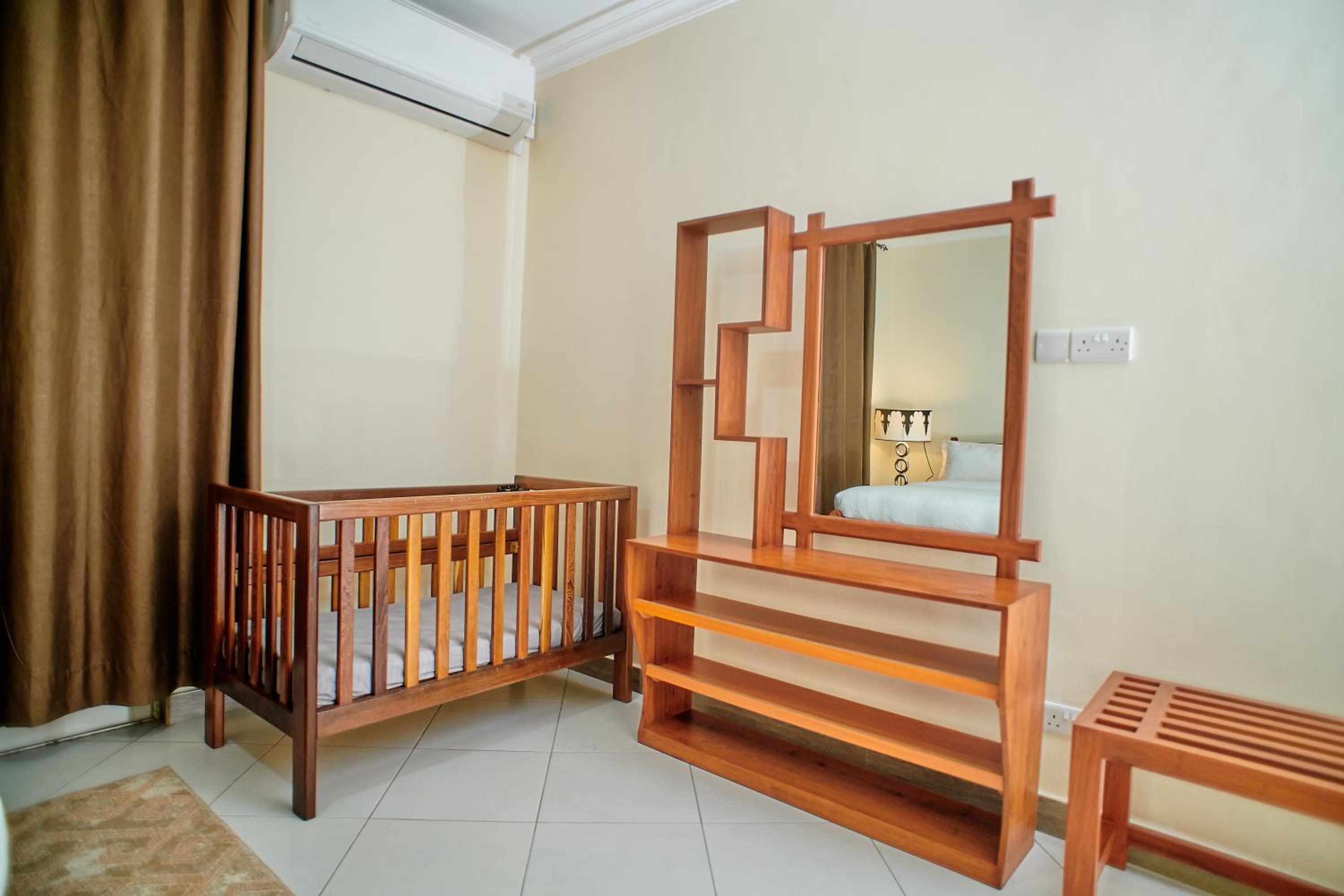 Apartment with Balcony photo 1