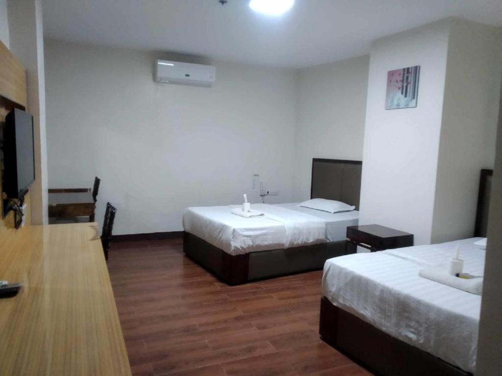 Double or Twin Room - Photo 1