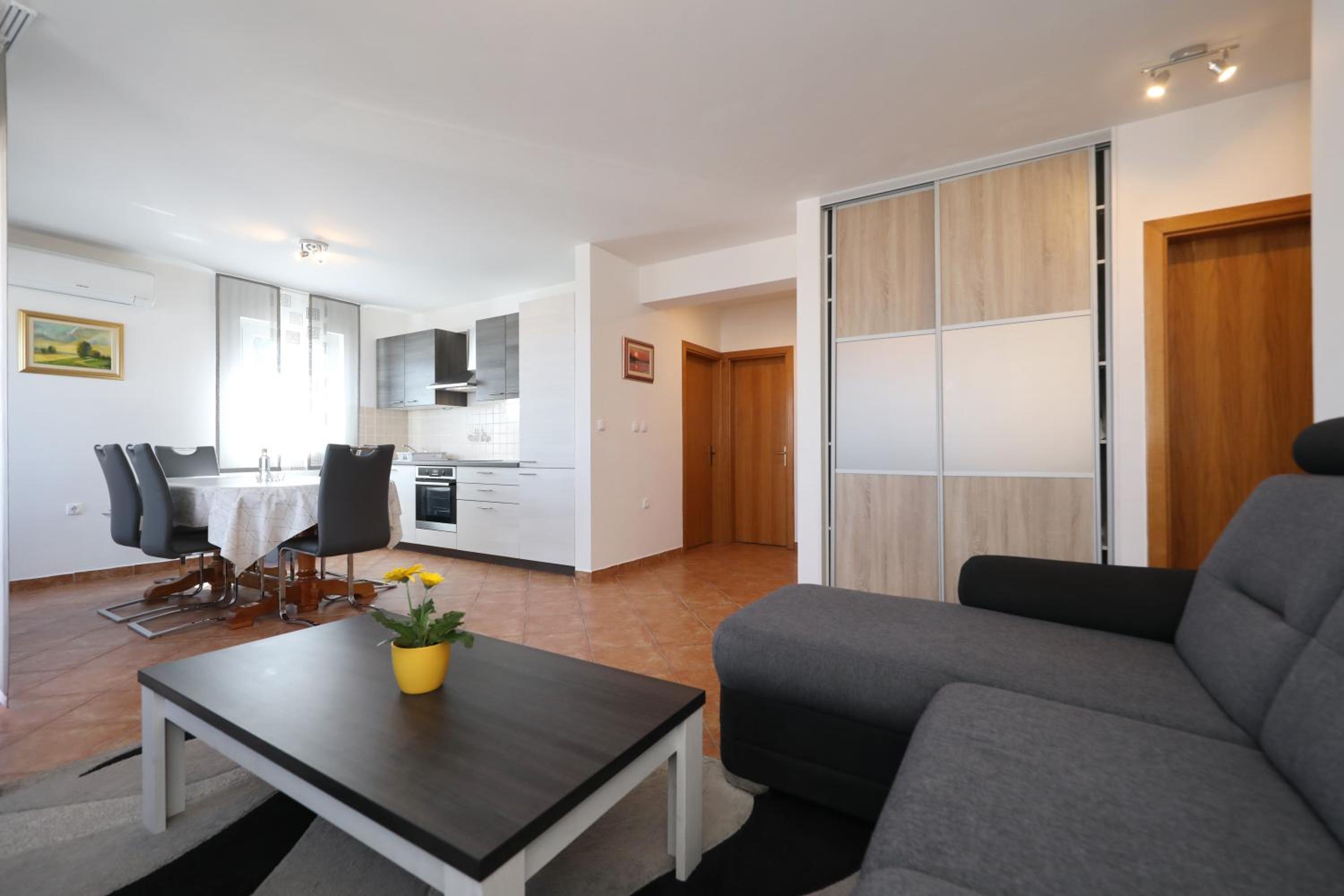 Apartment with Sea View