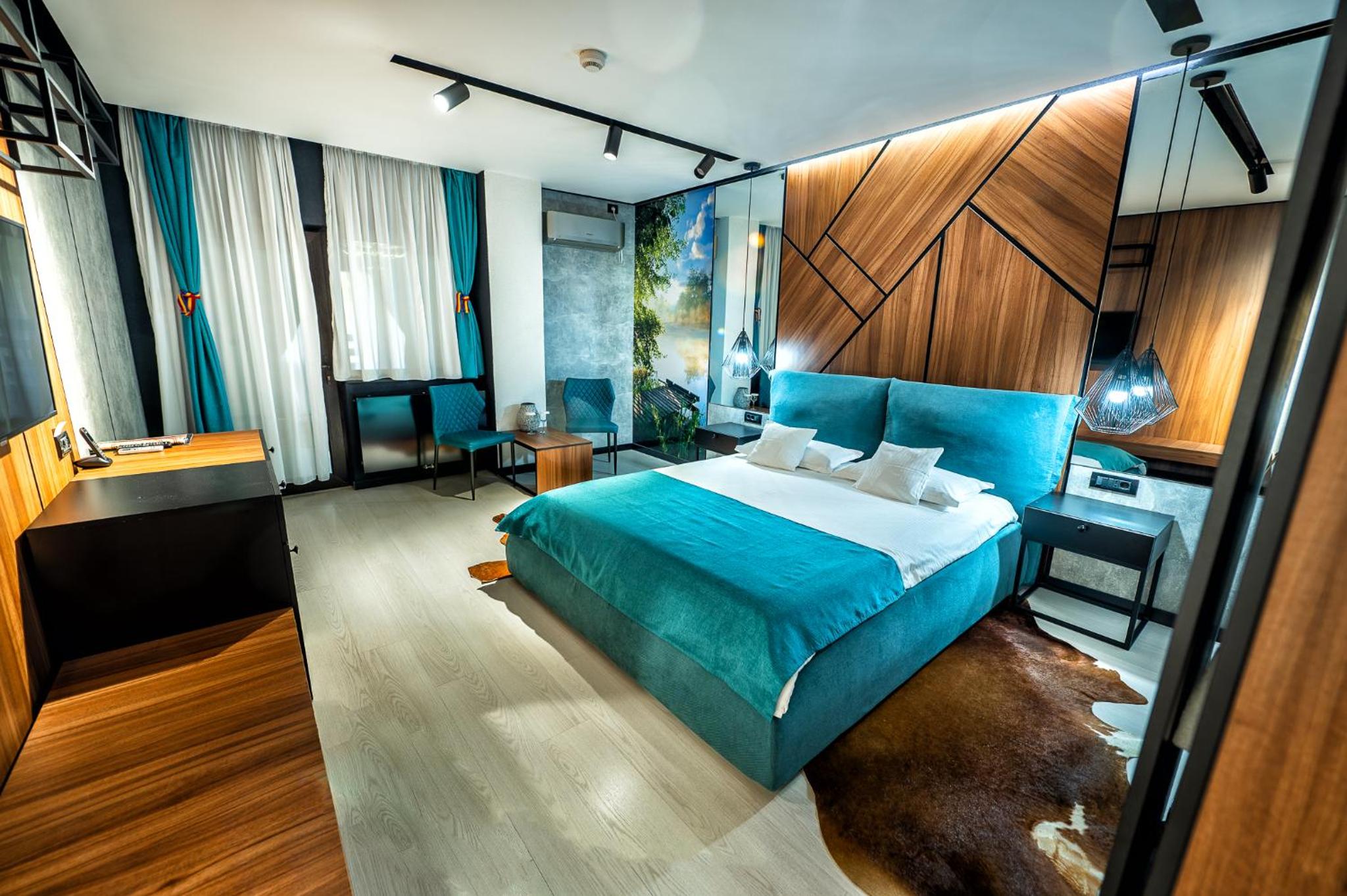 Deluxe Double or Twin Room photo 1