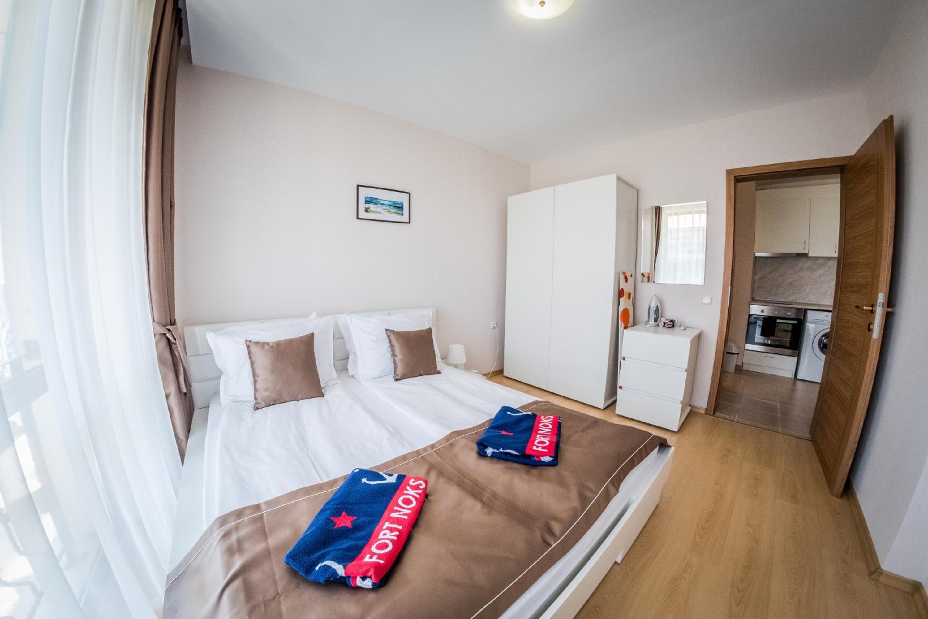 Two-Bedroom Apartment with Balcony (4 Adults + 2 Children) photo 2