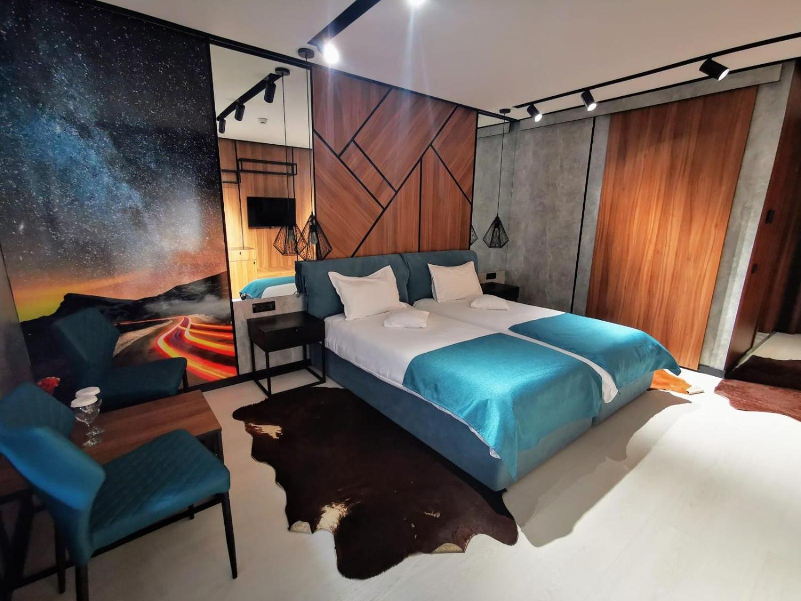 Superior Double or Twin Room with Mountain View photo 3