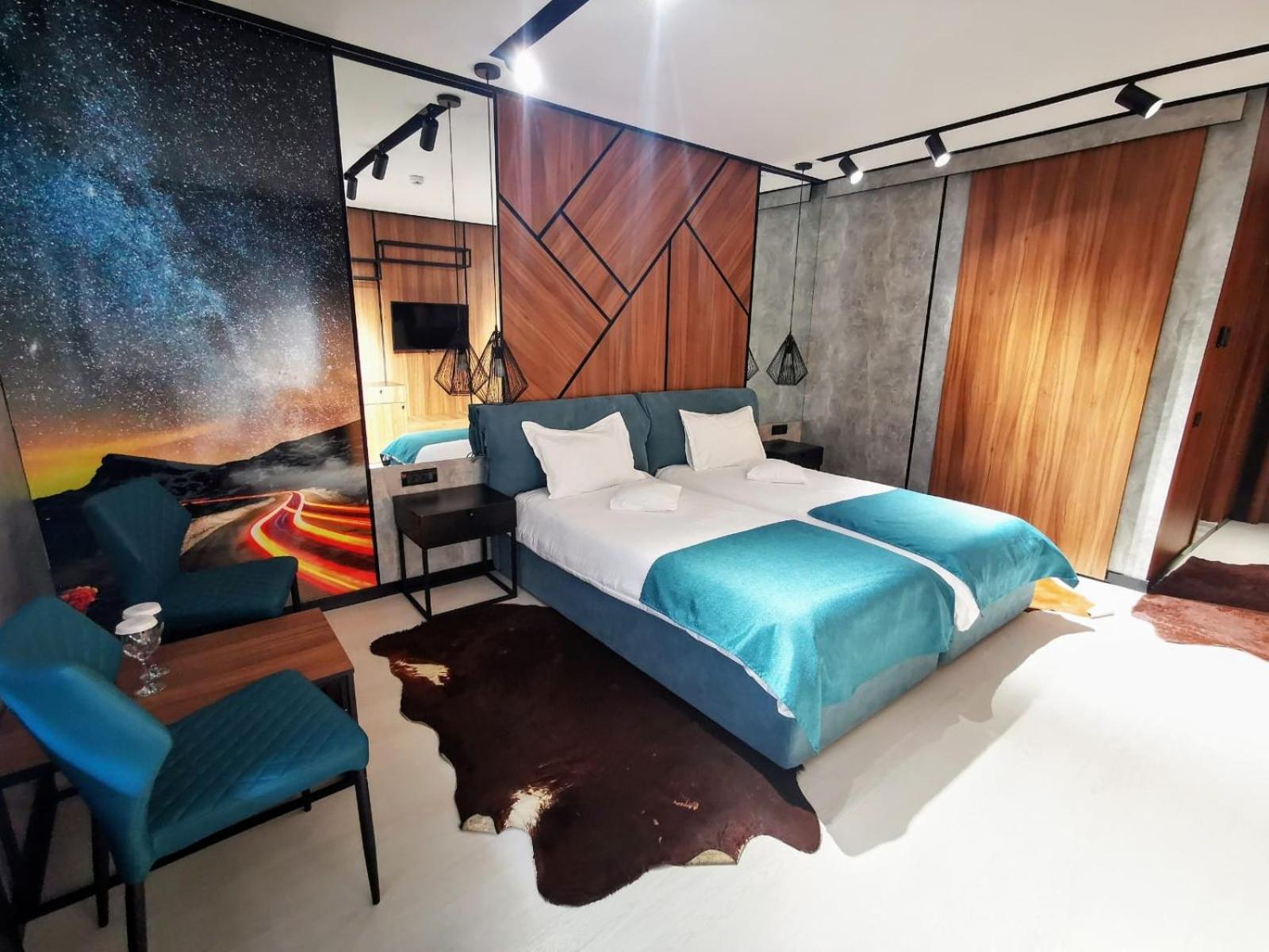 Deluxe Double or Twin Room photo 2