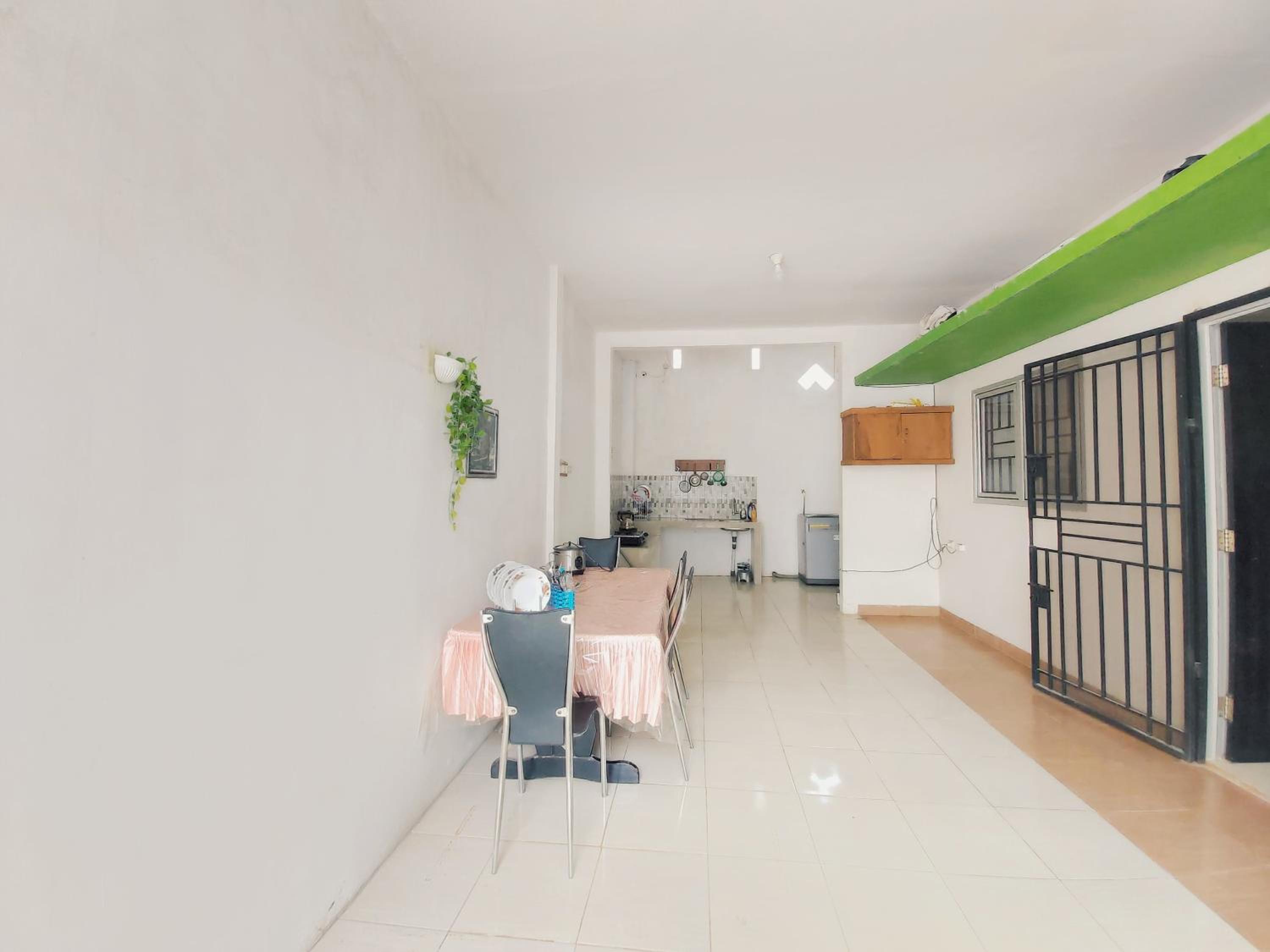 Three-Bedroom House - Photo 13
