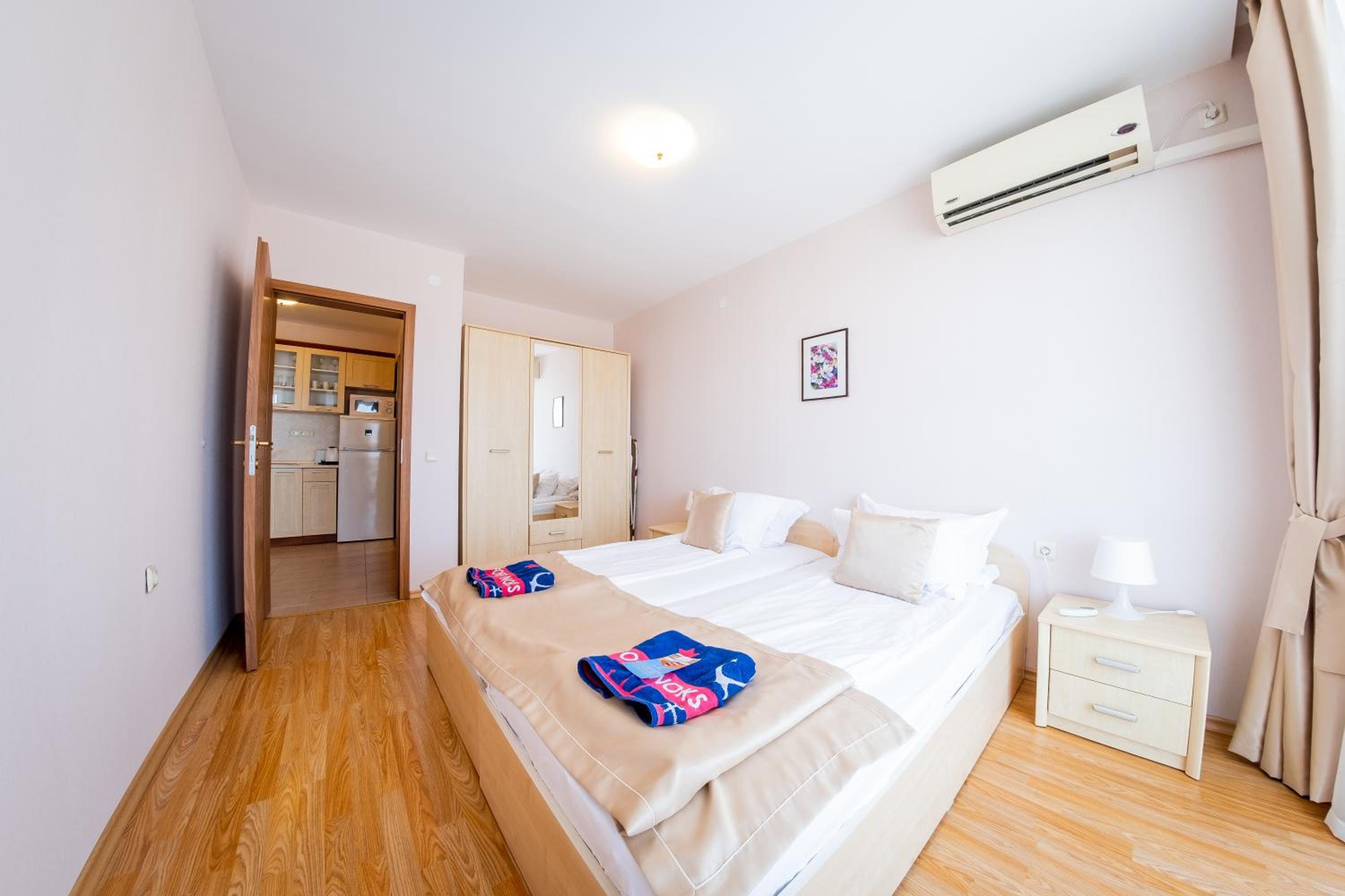 Two-Bedroom Apartment with Balcony (4 Adults + 2 Children) photo 3