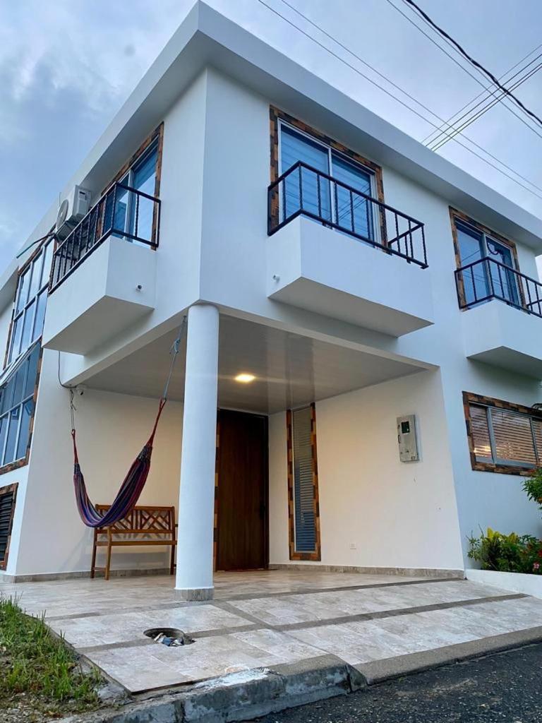 Three-Bedroom House photo 2