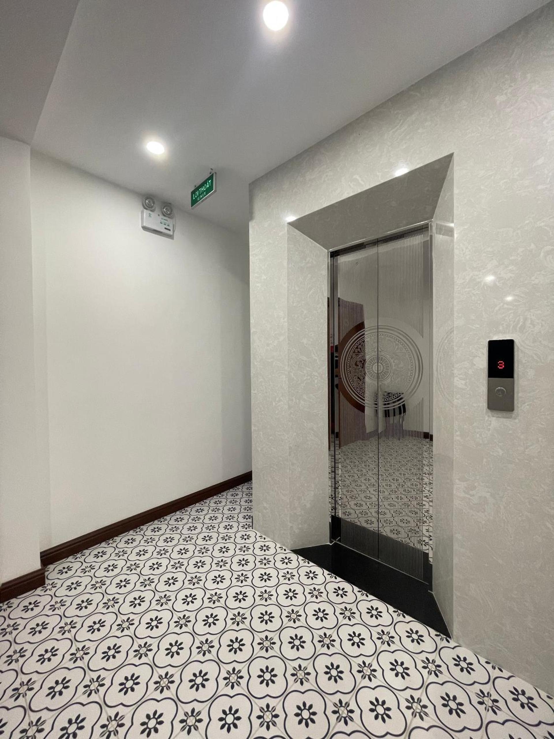 Double Room - Photo 7