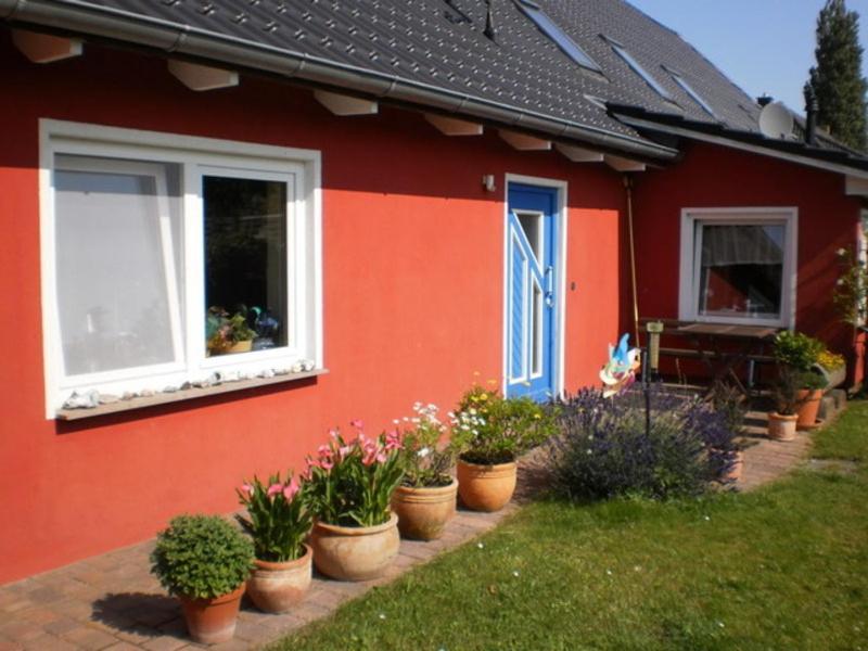 Two-Bedroom Holiday Home with Terrace photo 2