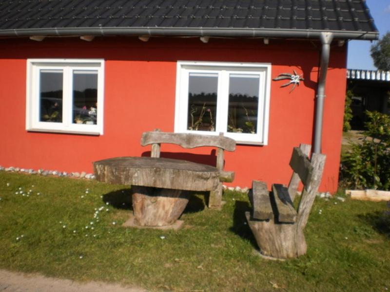 Two-Bedroom Holiday Home with Terrace photo 3