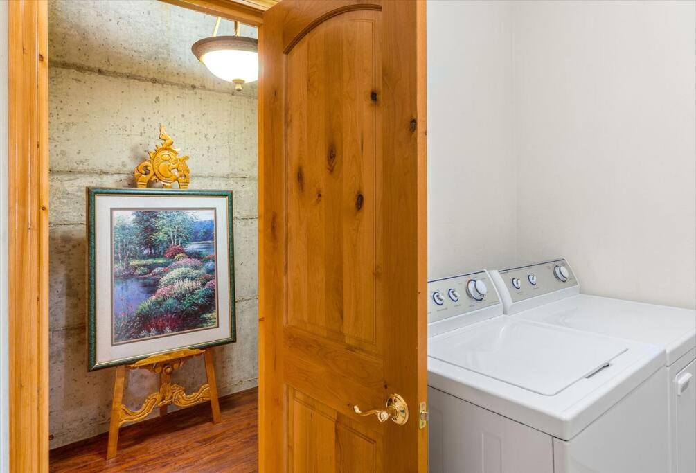 Four-Bedroom House photo 3