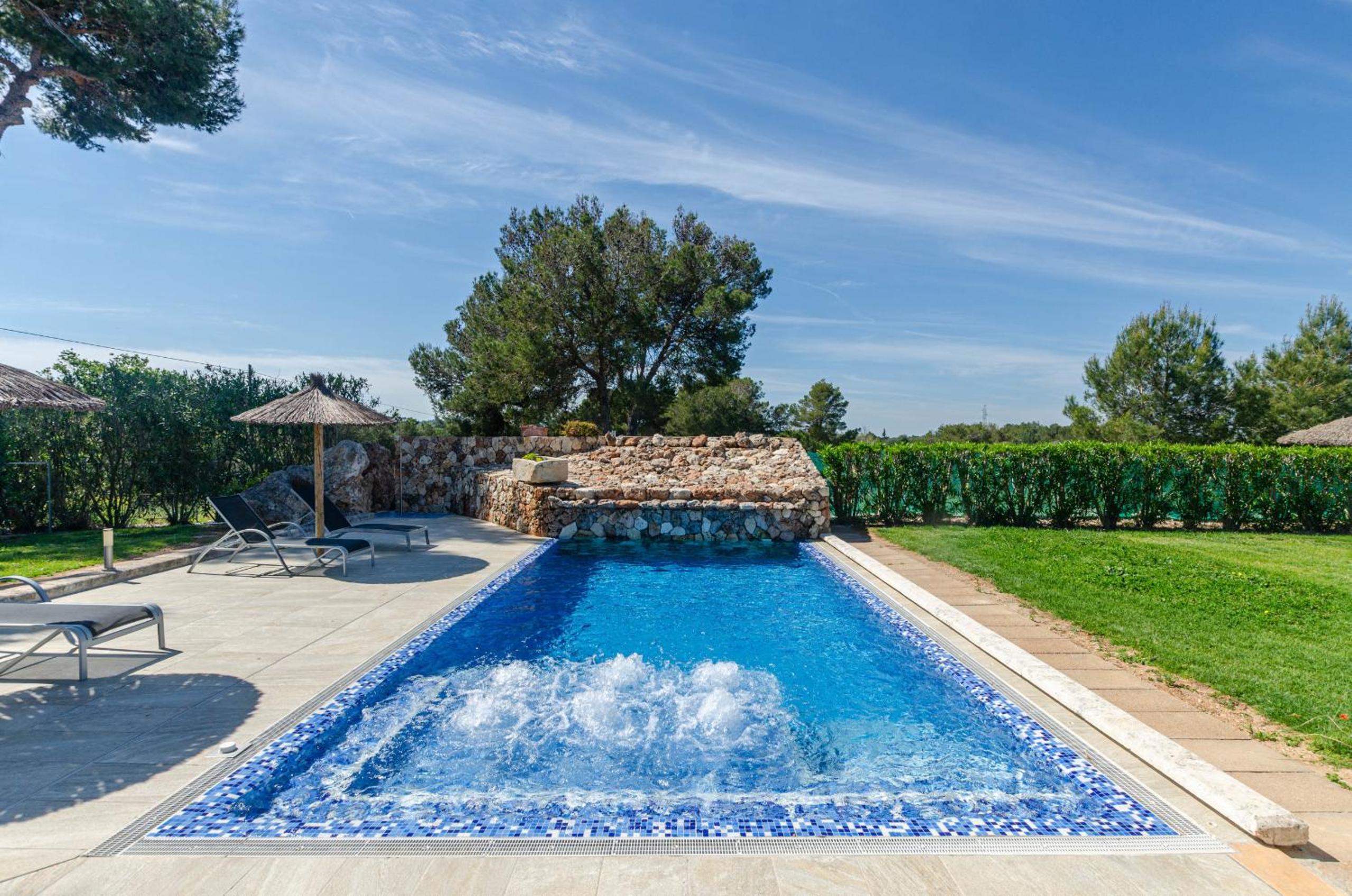 Villa photo 3