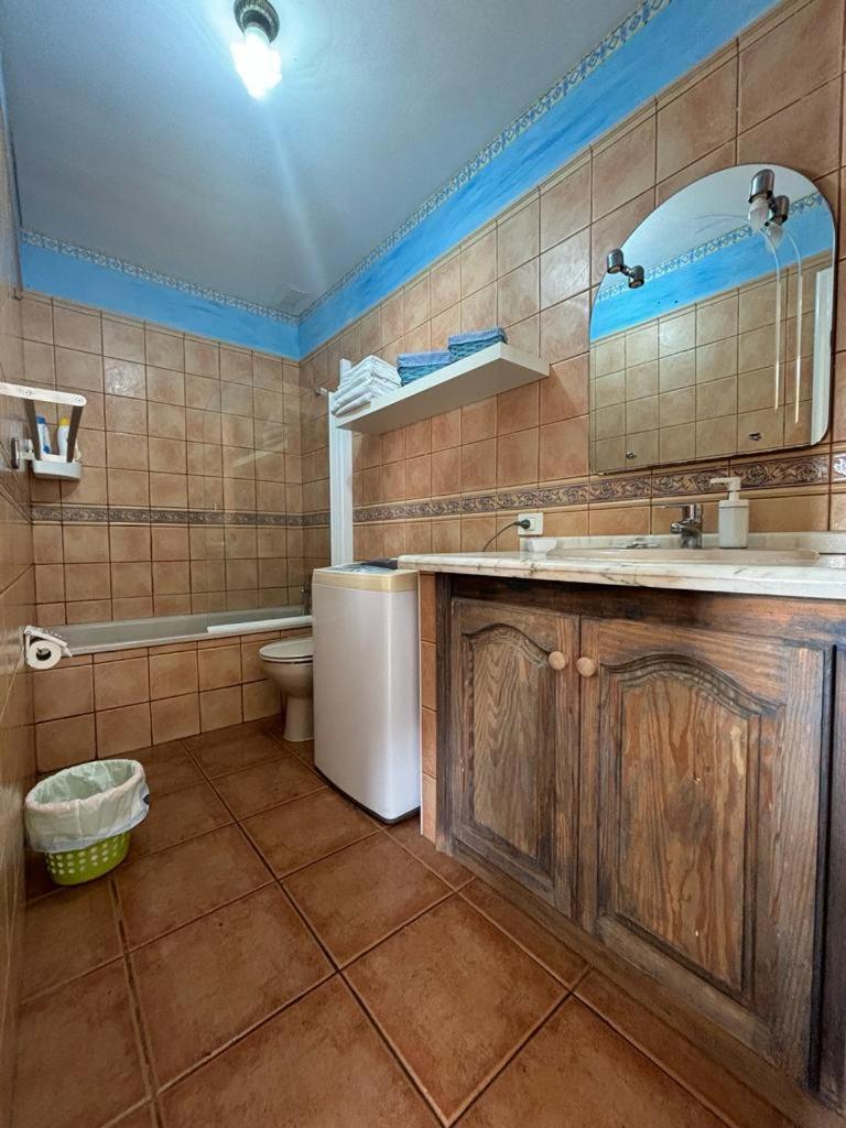 Two-Bedroom House - Photo 51