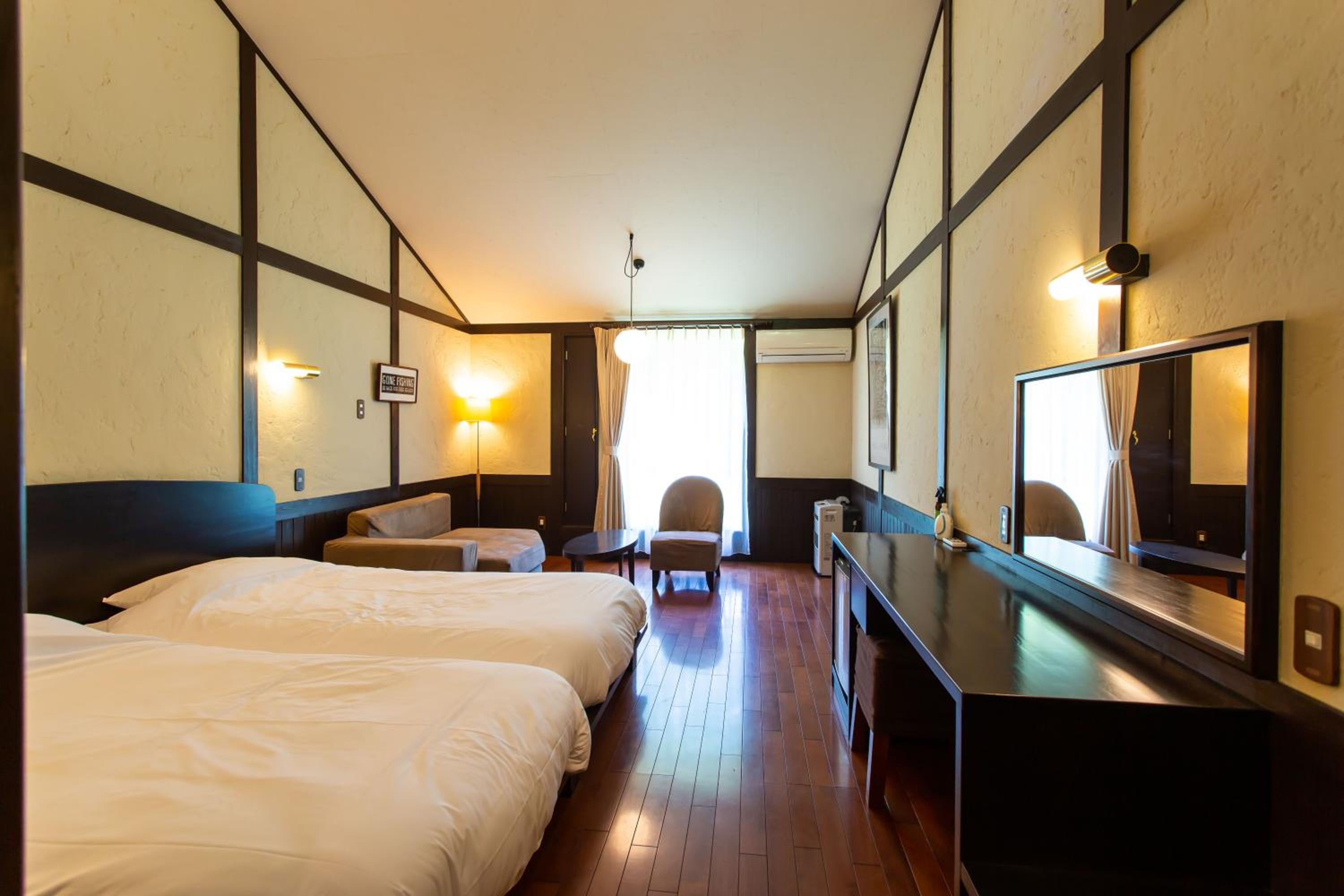 Three-Bedroom Villa photo 1