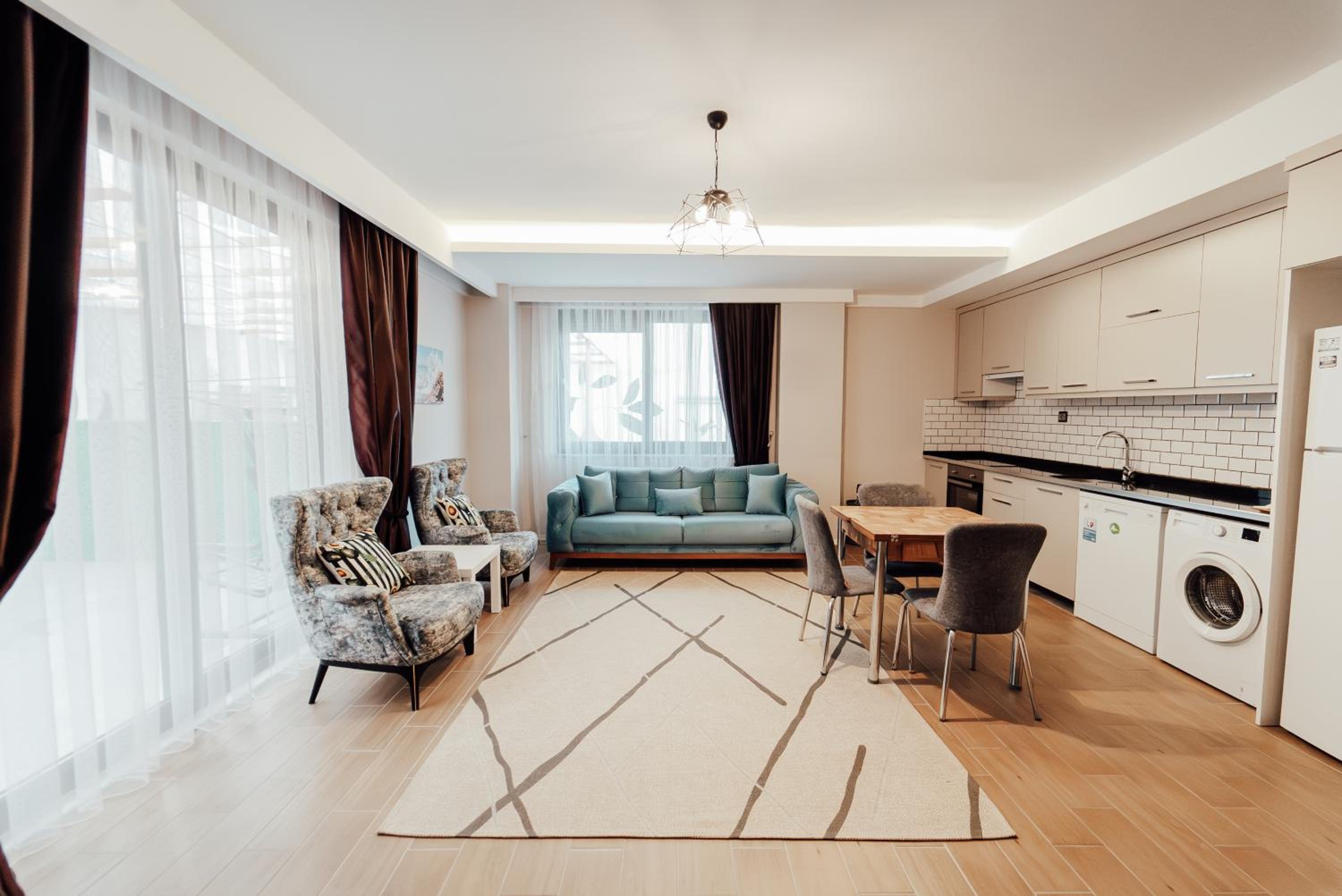 Apartment with Terrace - Photo 1