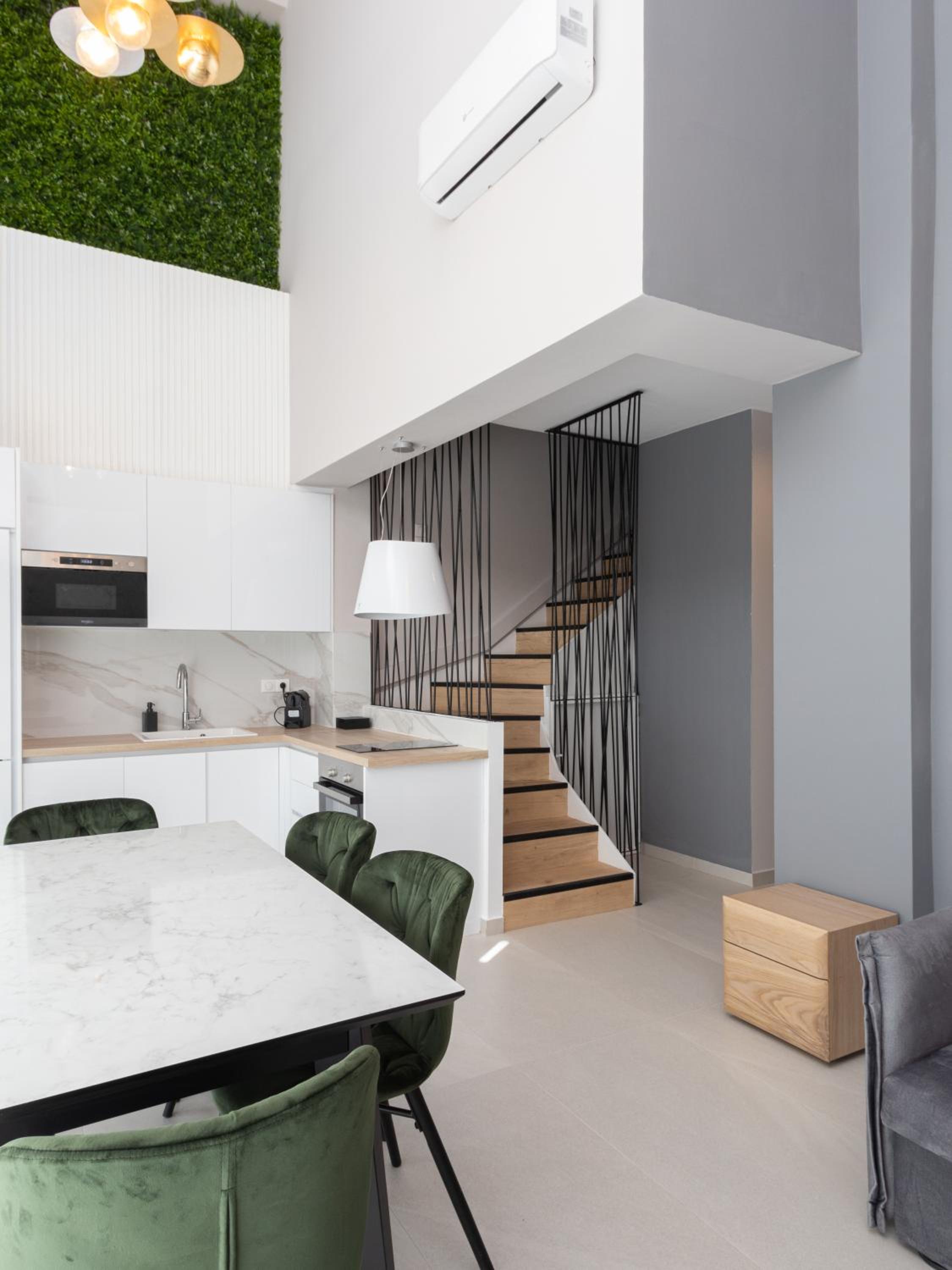 Two-Bedroom Suite with Jacuzzi photo 3