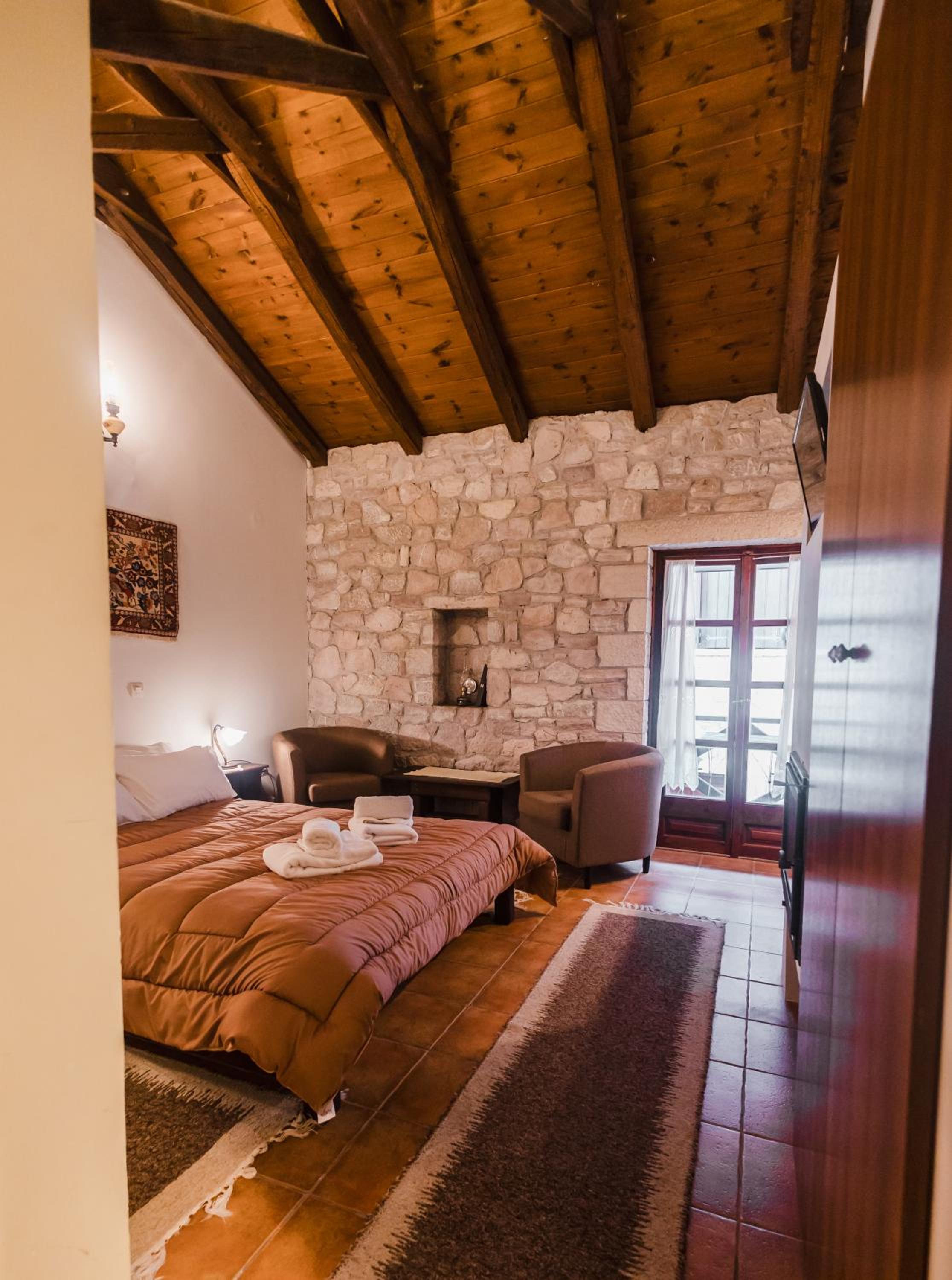 Double Room with Balcony photo 3