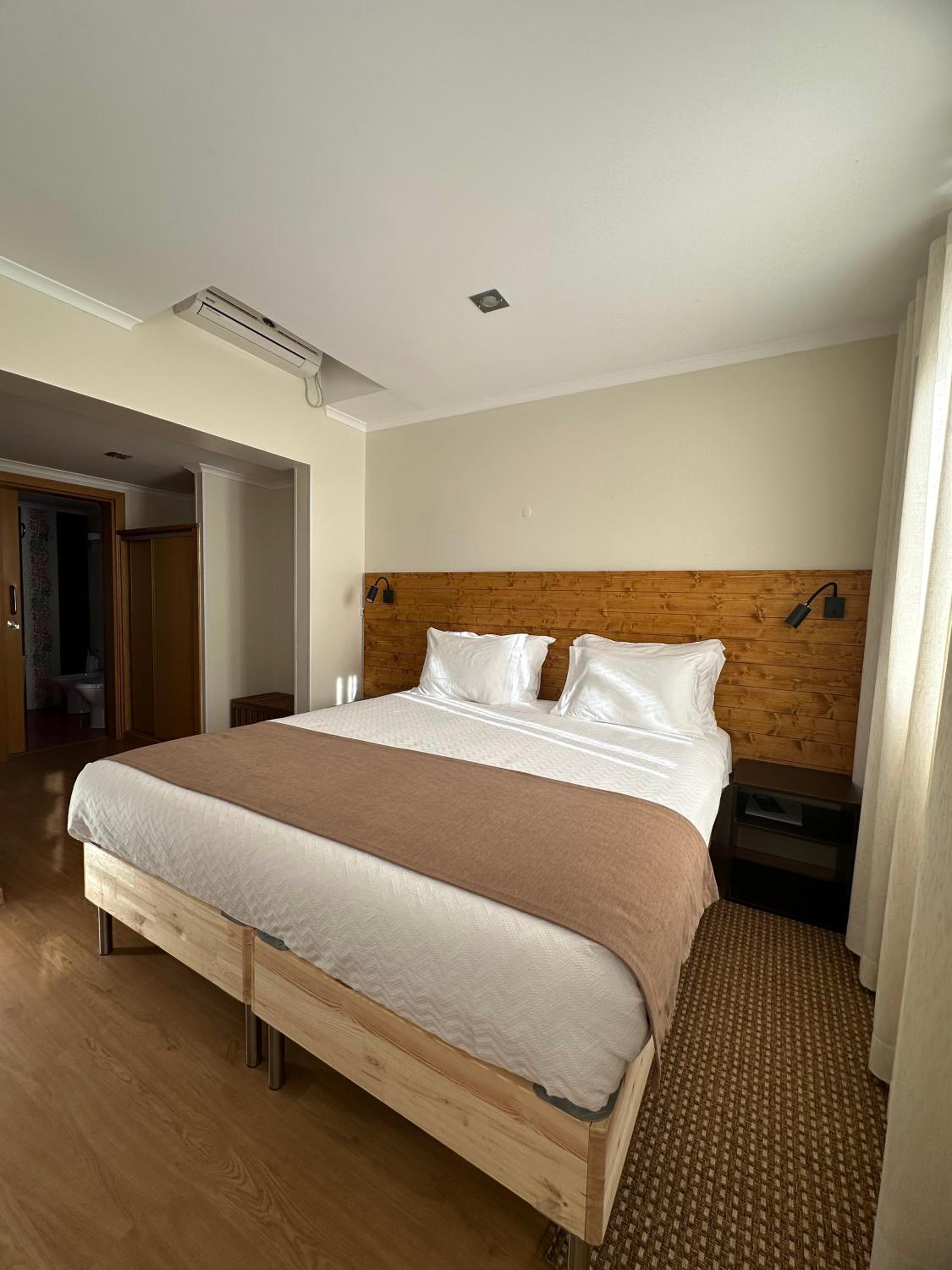 Triple Room - Photo 7