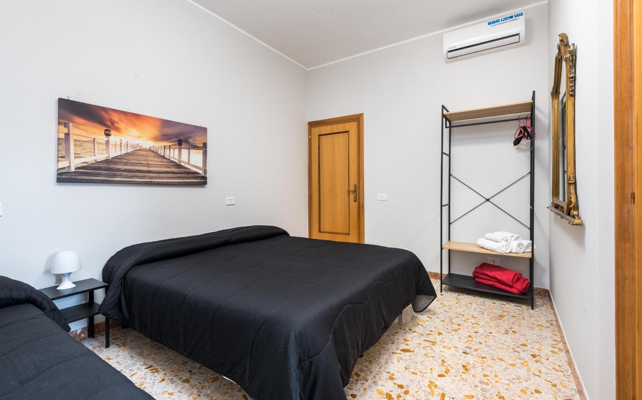 Deluxe Double or Twin Room with Mountain View