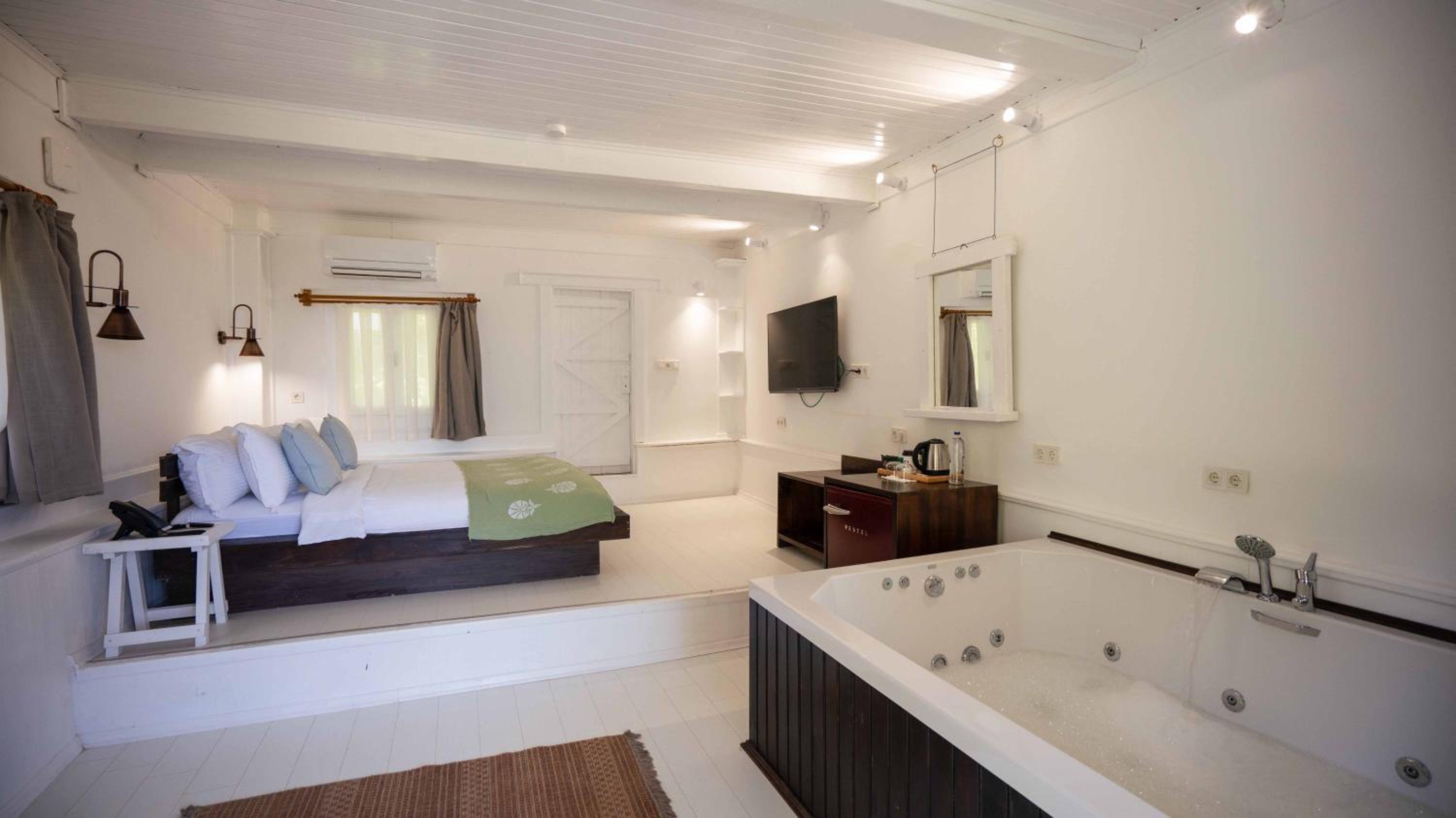 Double Room with Terrace - Photo 6