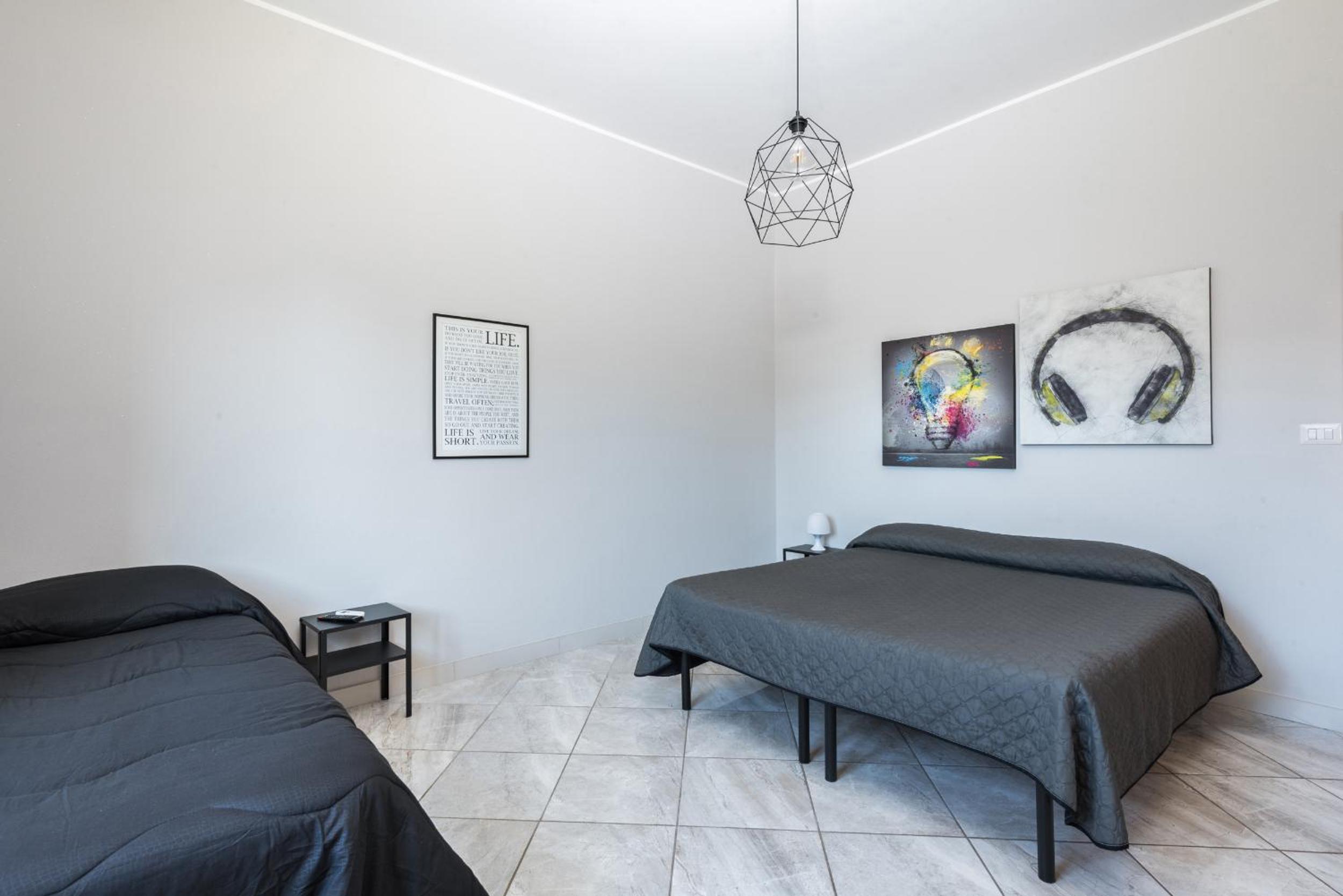 Two-Bedroom Deluxe Apartment With Balcony