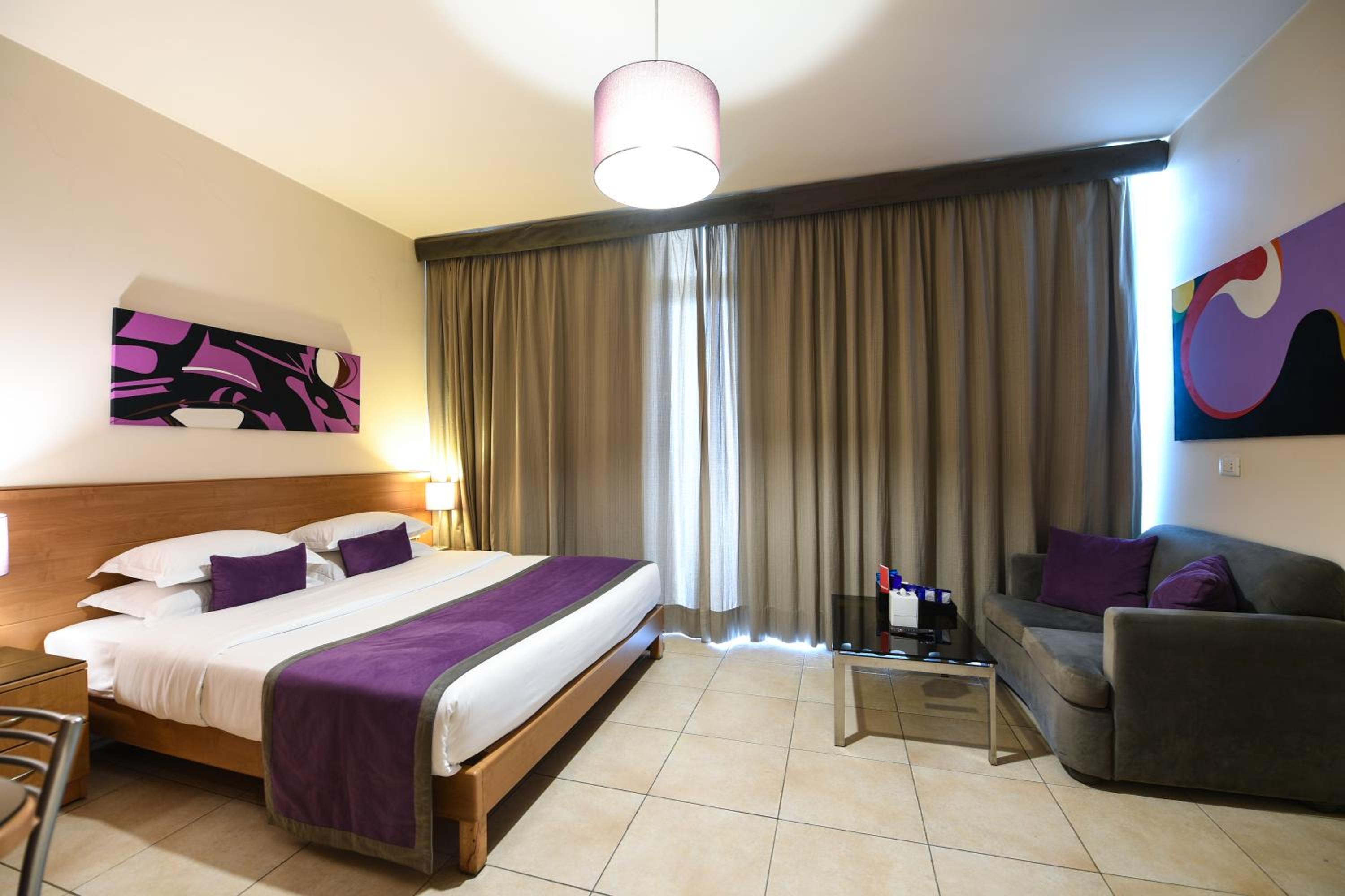 Junior Suite with Balcony photo 1