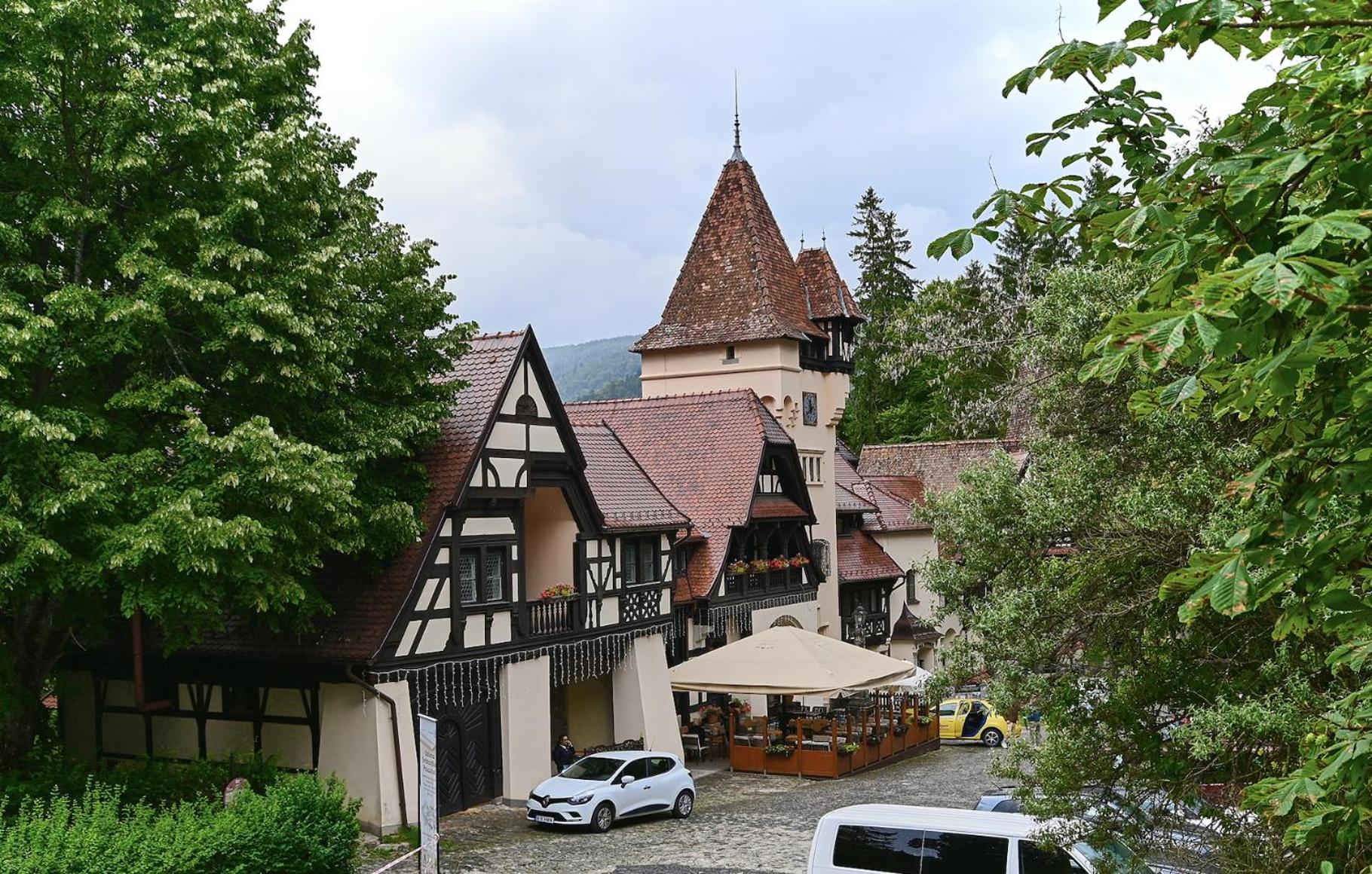 Cameră parter dublă cu vedere la Castel și Piațeta Economat photo 3