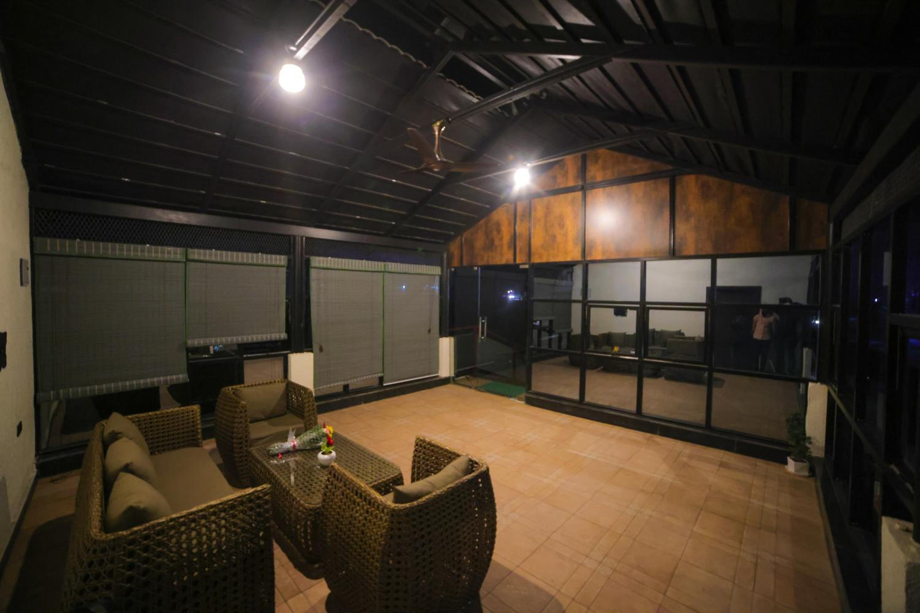 Suite with Garden View - Photo 18
