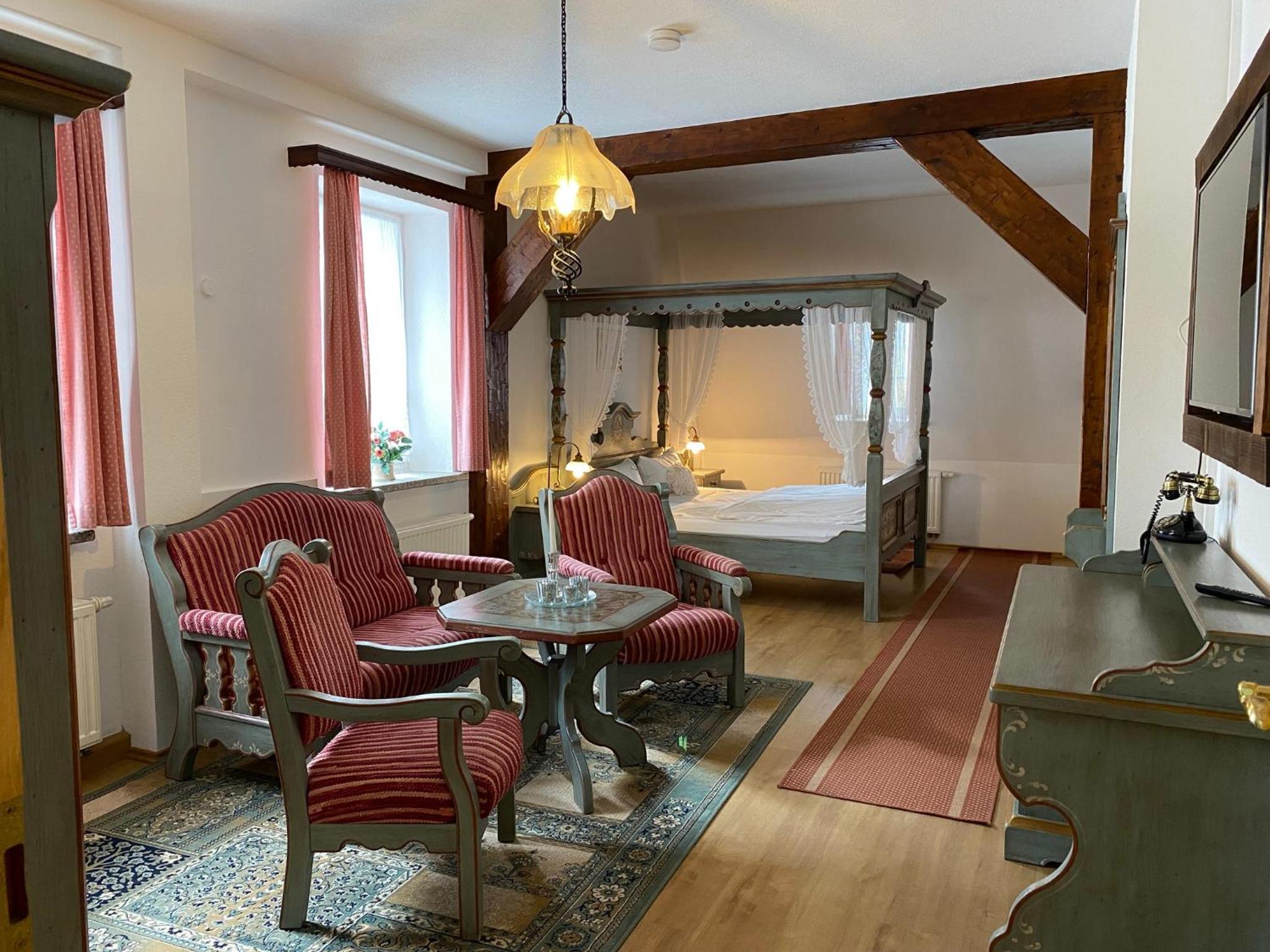 Deluxe Double Or Twin Room photo 2