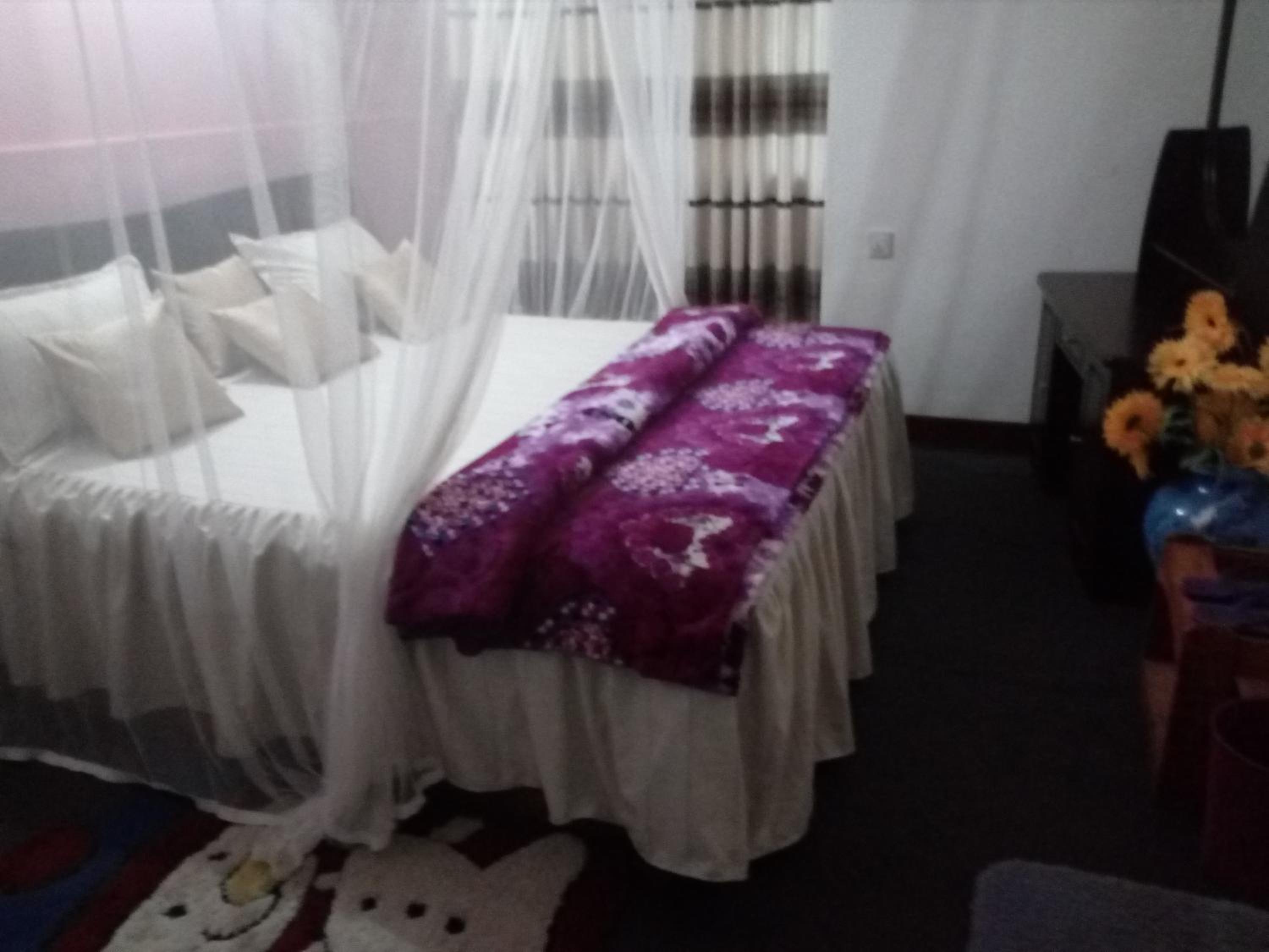 Deluxe King Room photo 2