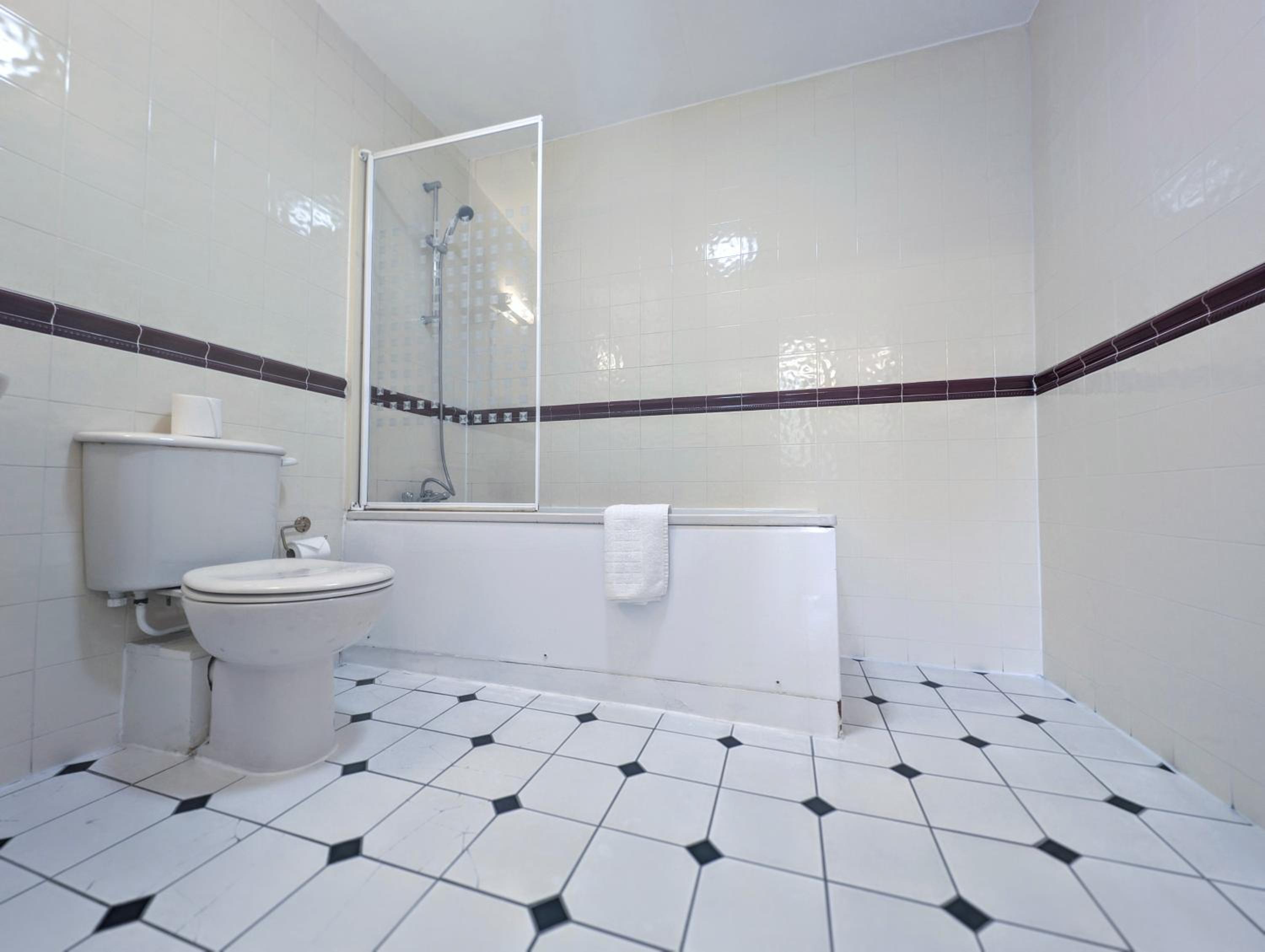 Double Room - Photo 4