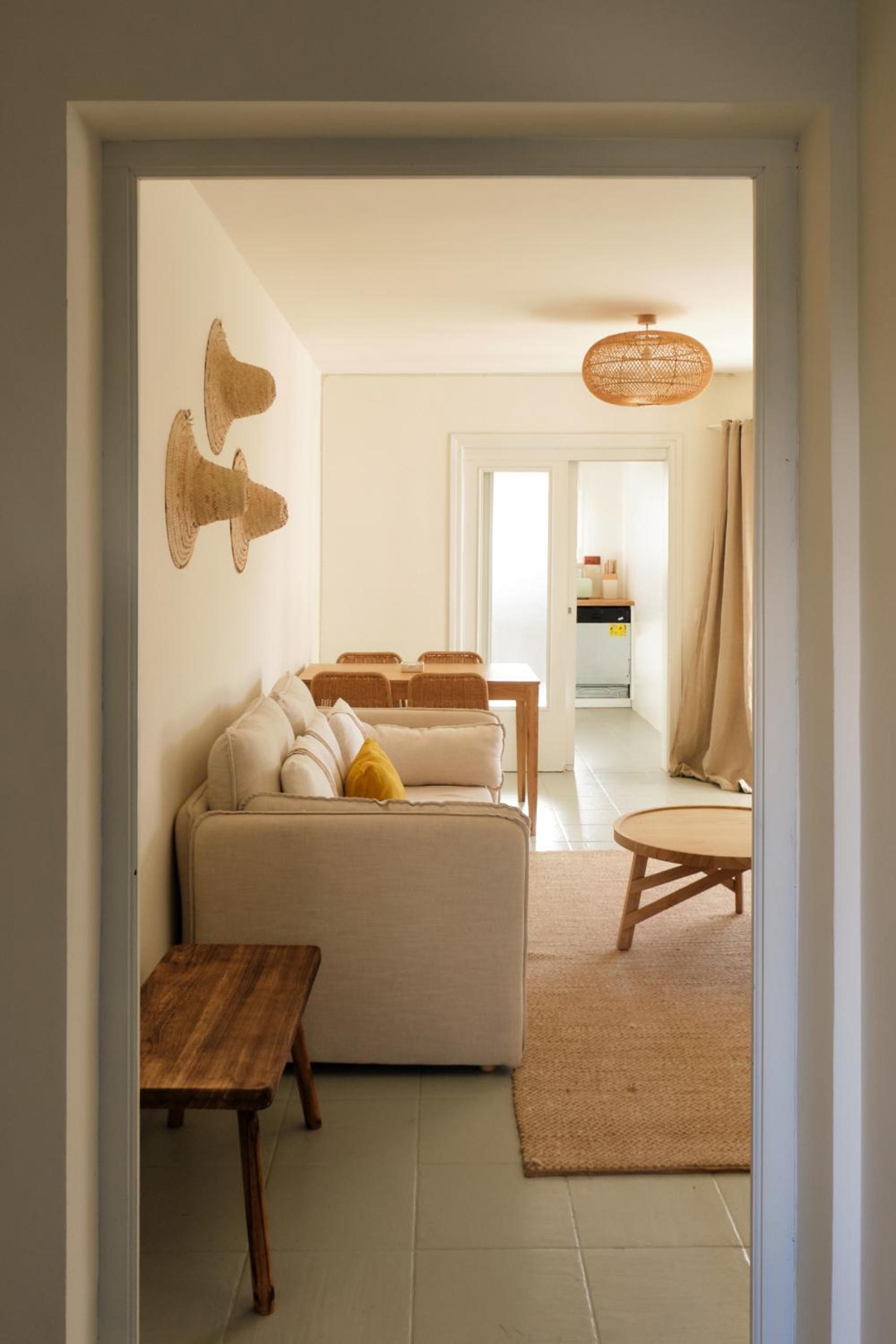 Apartamento con Balcón