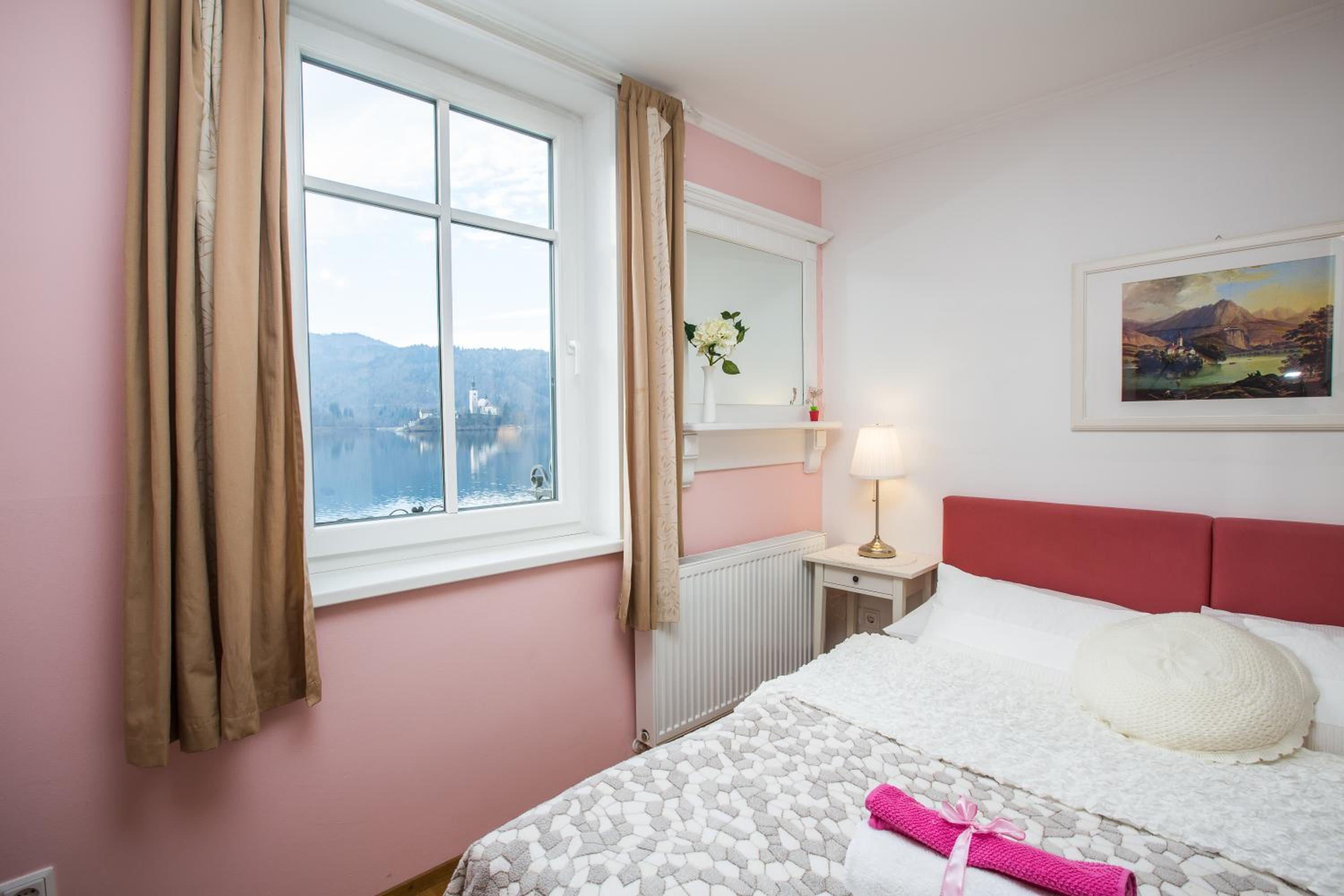 Double Room with Lake View