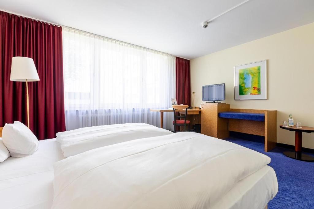 Double Room - Photo 5