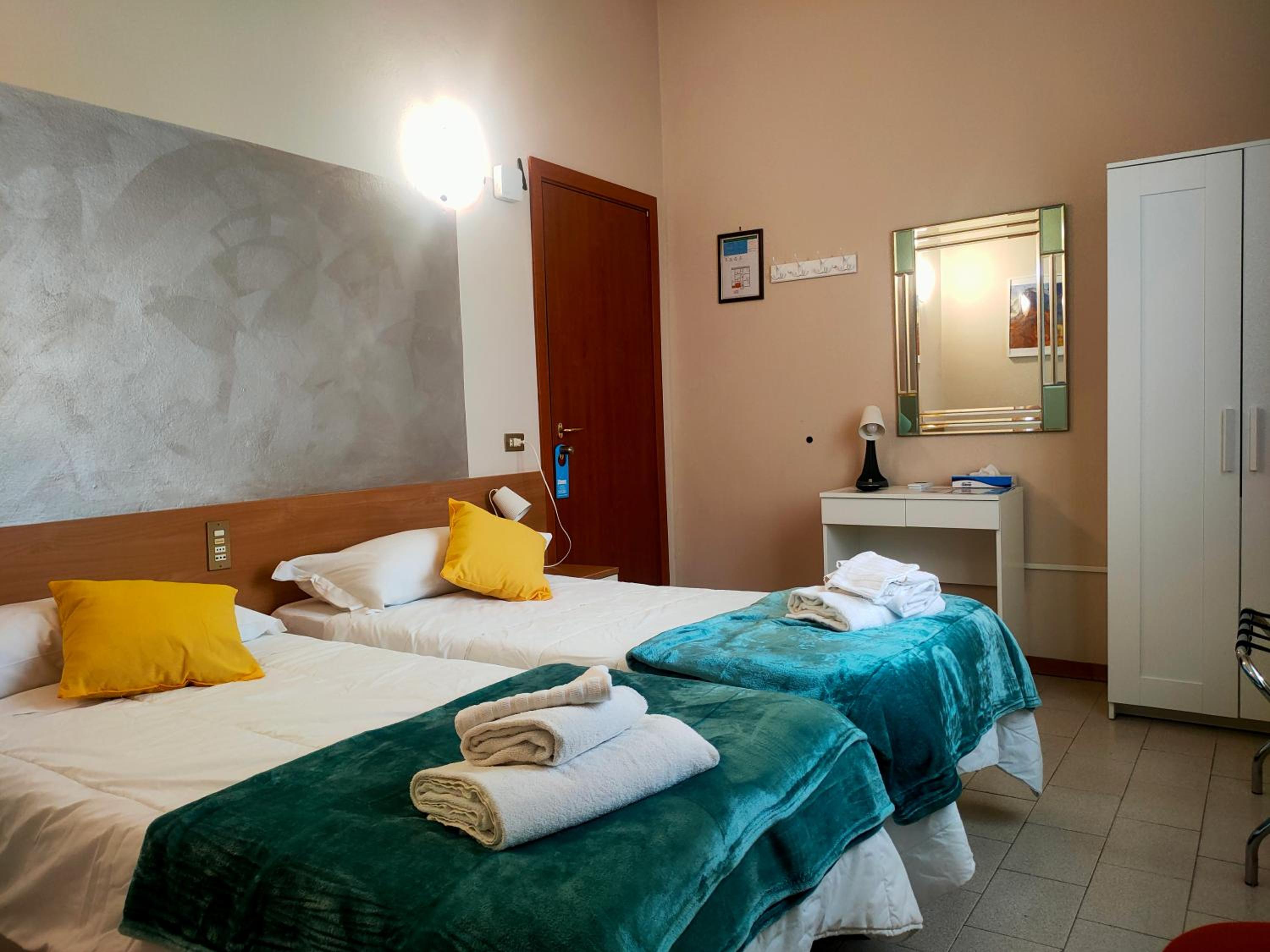 Double or Twin Room - Photo 1