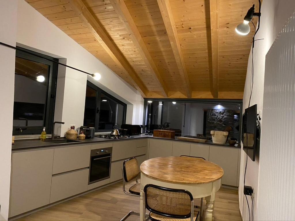 One-Bedroom House photo 3