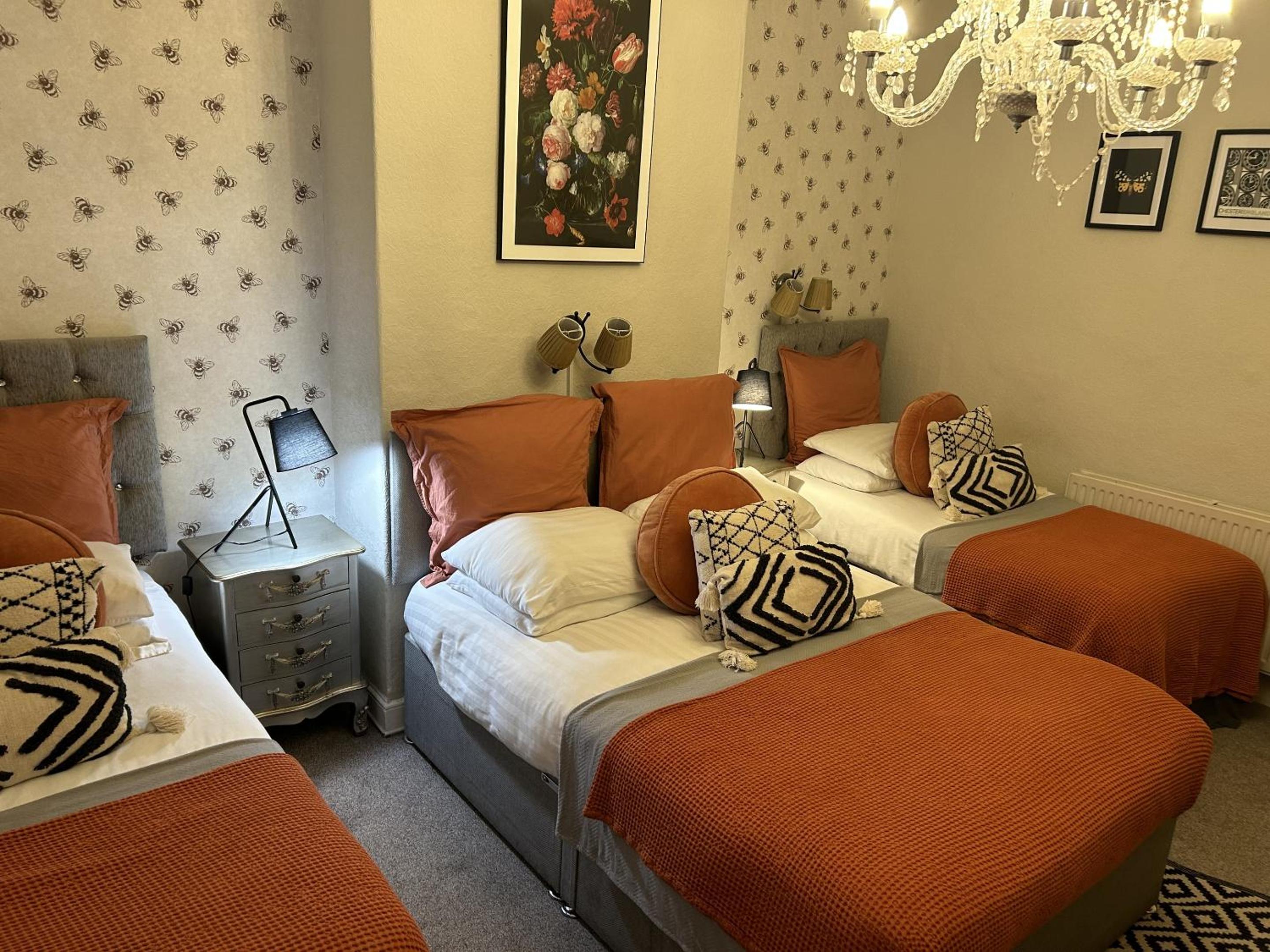 Quadruple Room photo 2