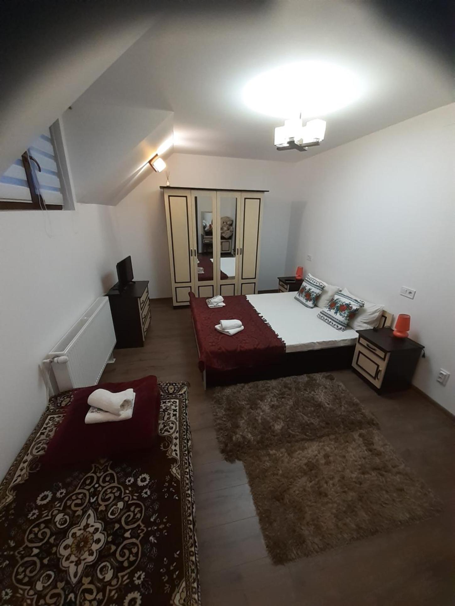 Basic Triple Room - Photo 1