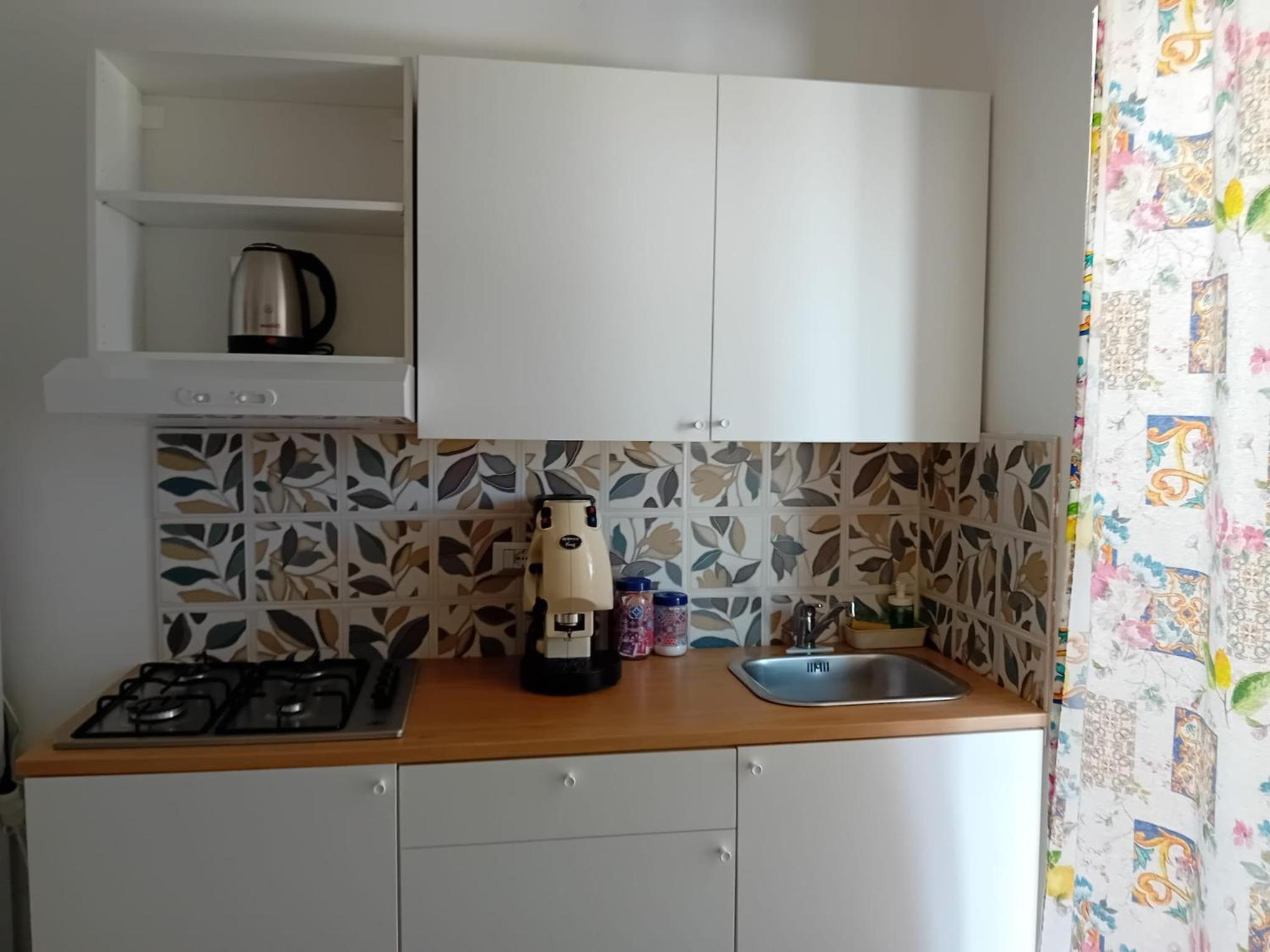 One-Bedroom House photo 3