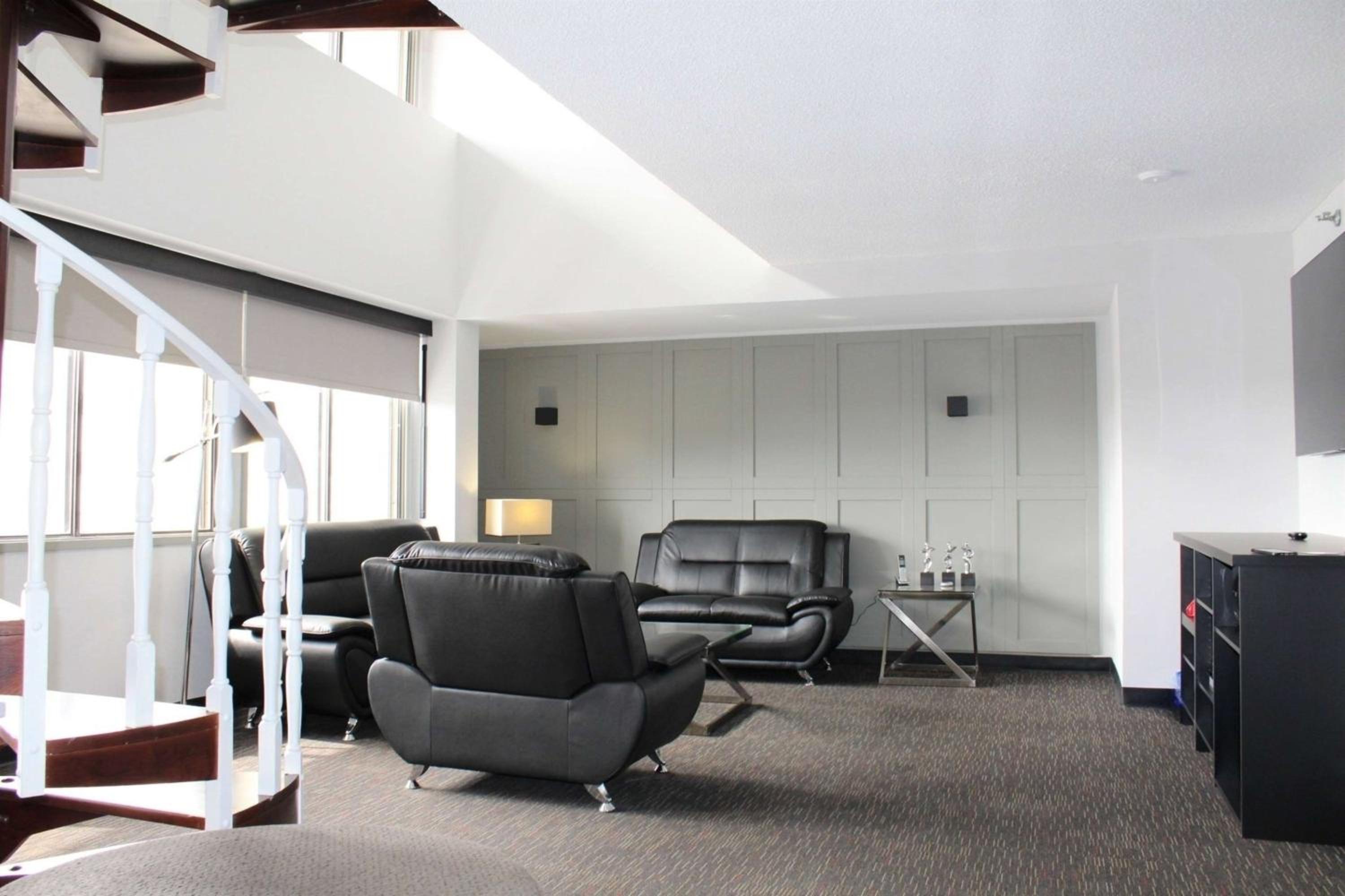 Premier King Suite with Sofa Bed