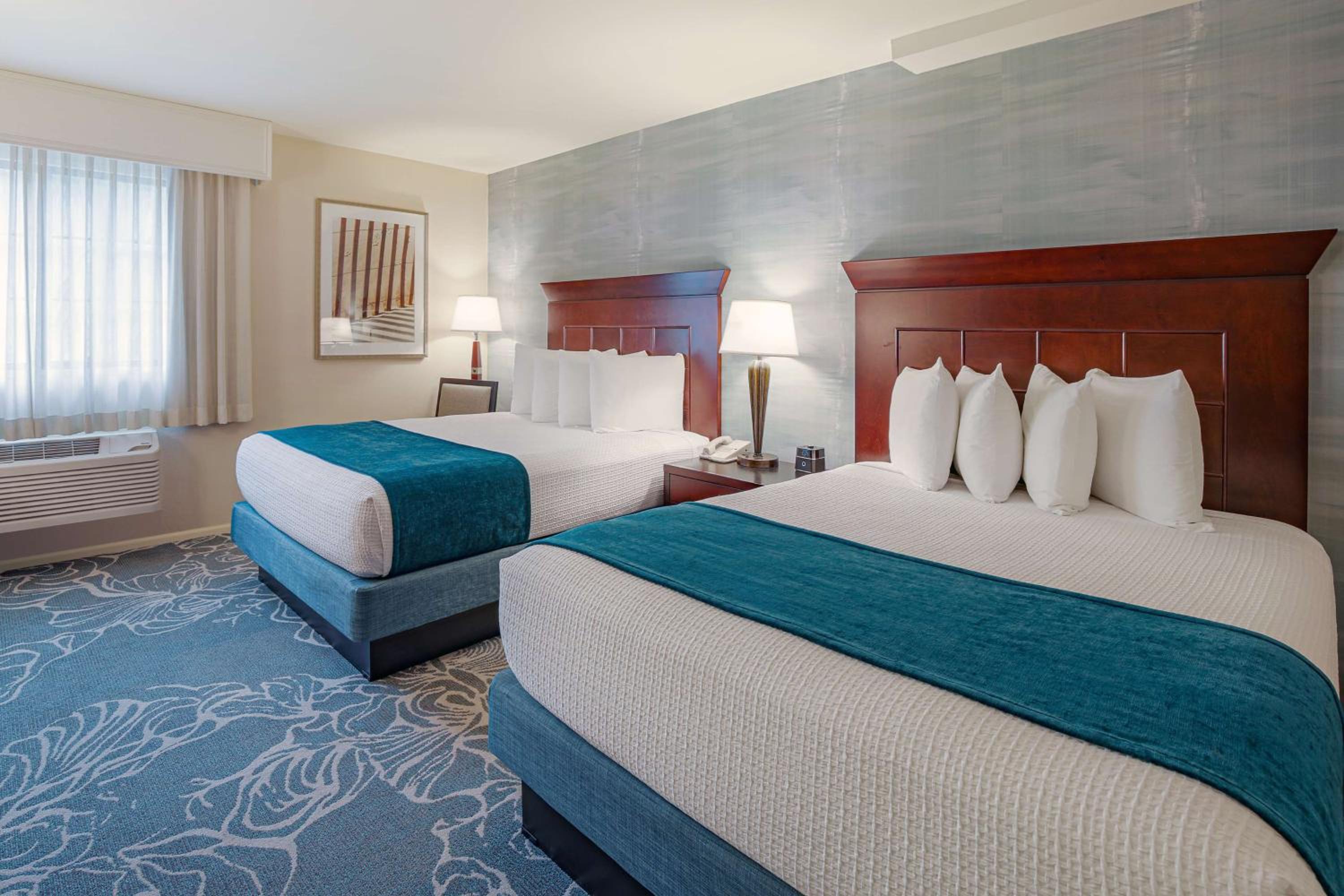Queen Room with Two Queen Beds - Disability Access/Non-Smoking - Photo 1