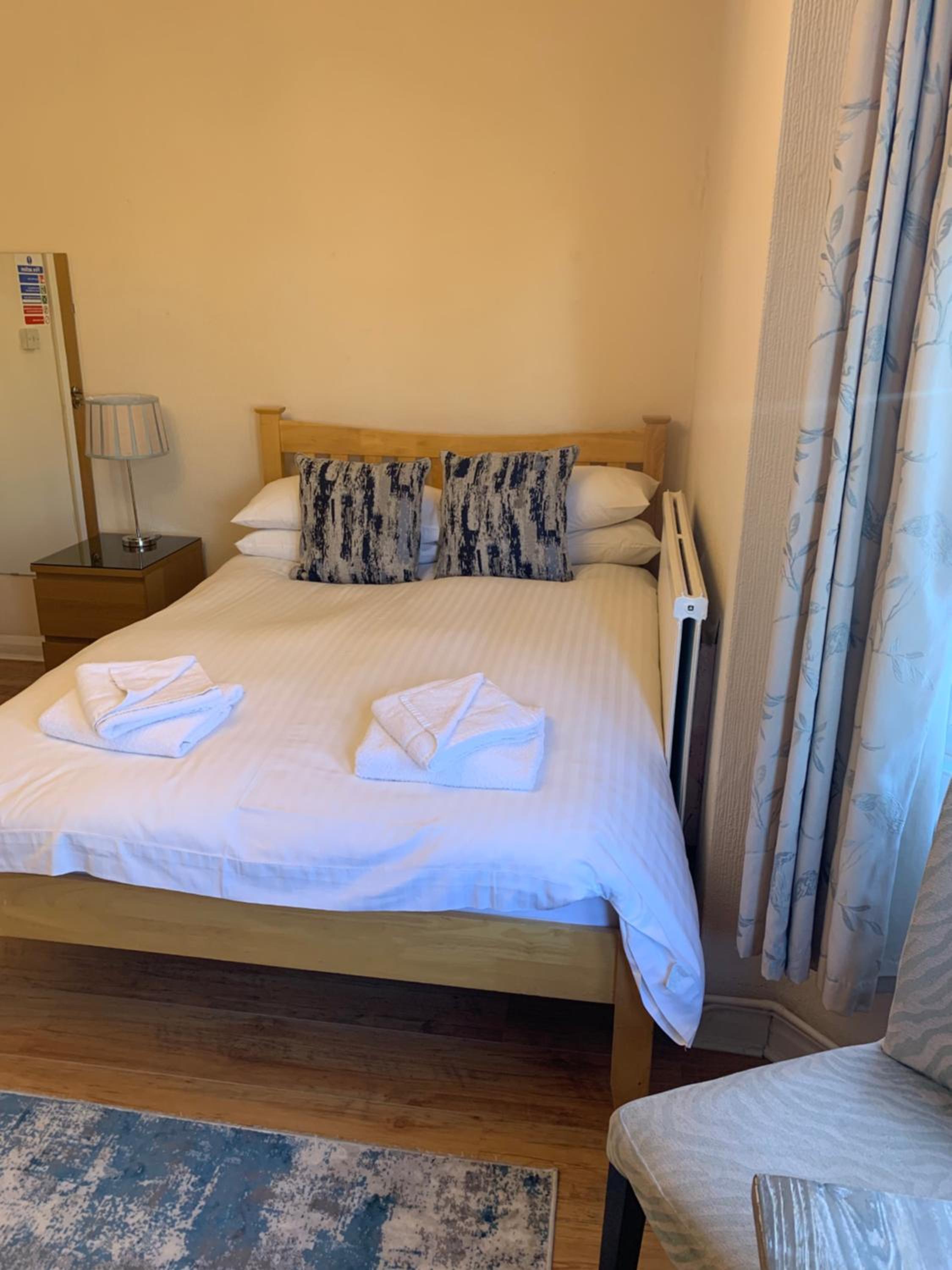 Double Room - Photo 6