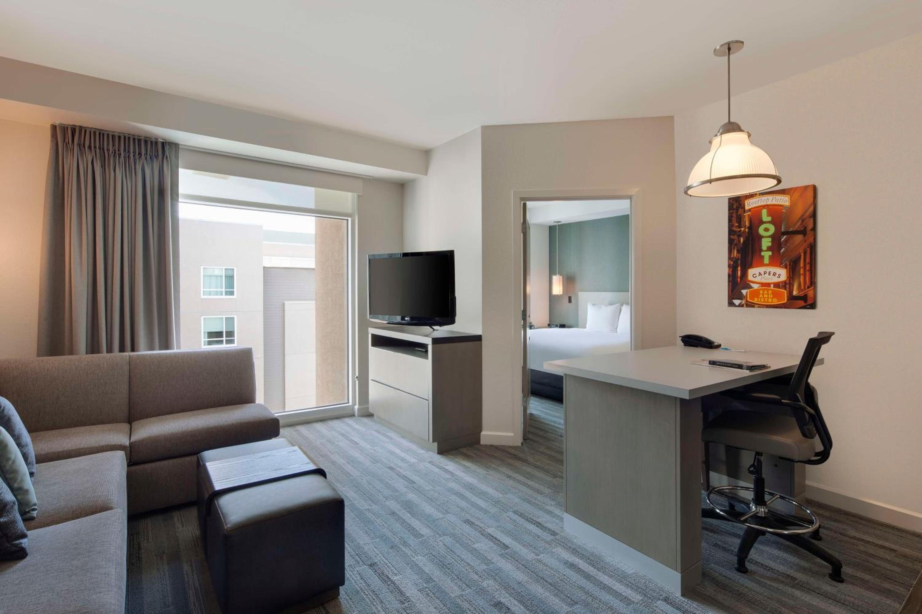 One-Bedroom Suite with Two Queen Beds - Photo 4