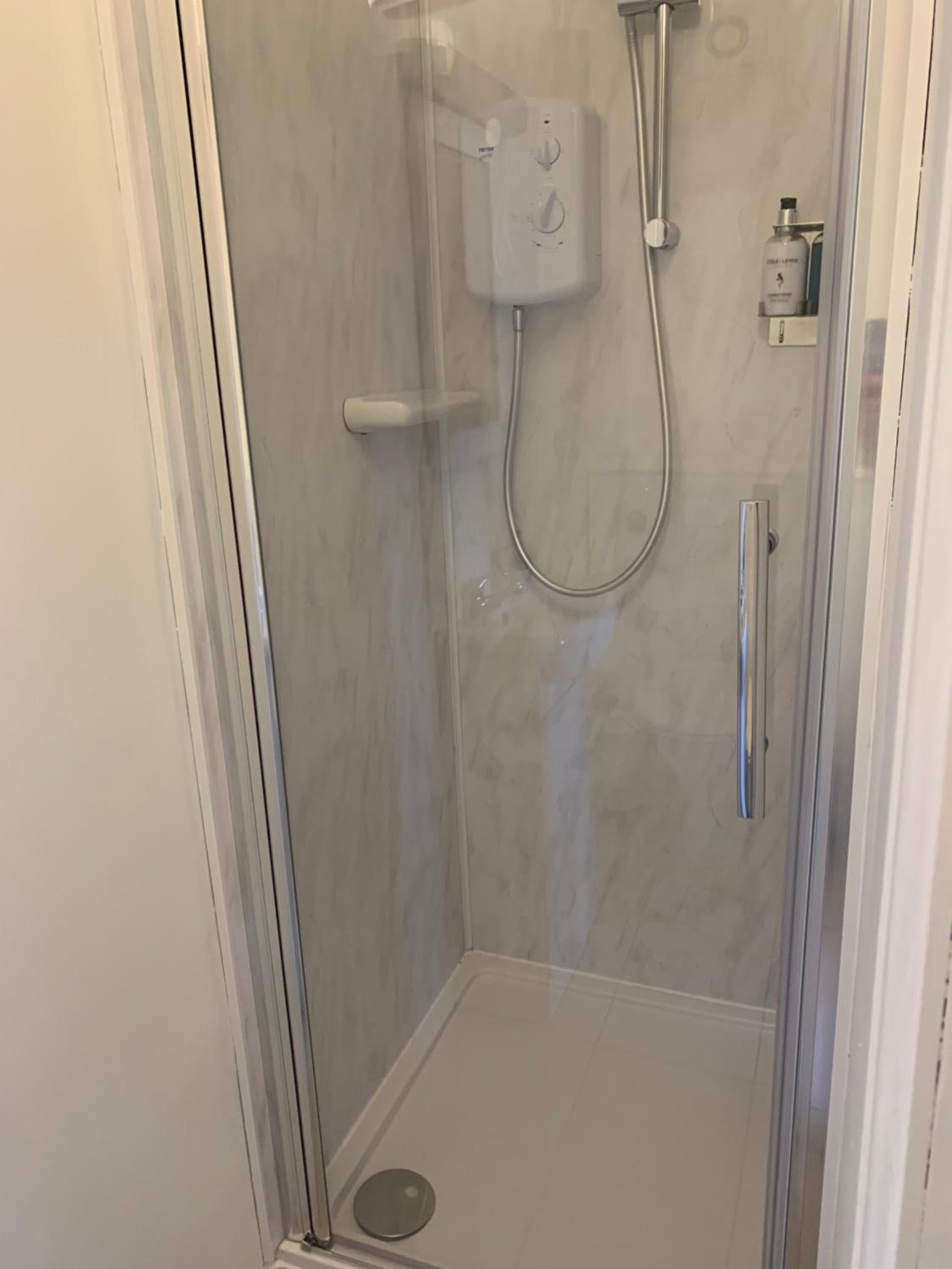 Double Room - Photo 10
