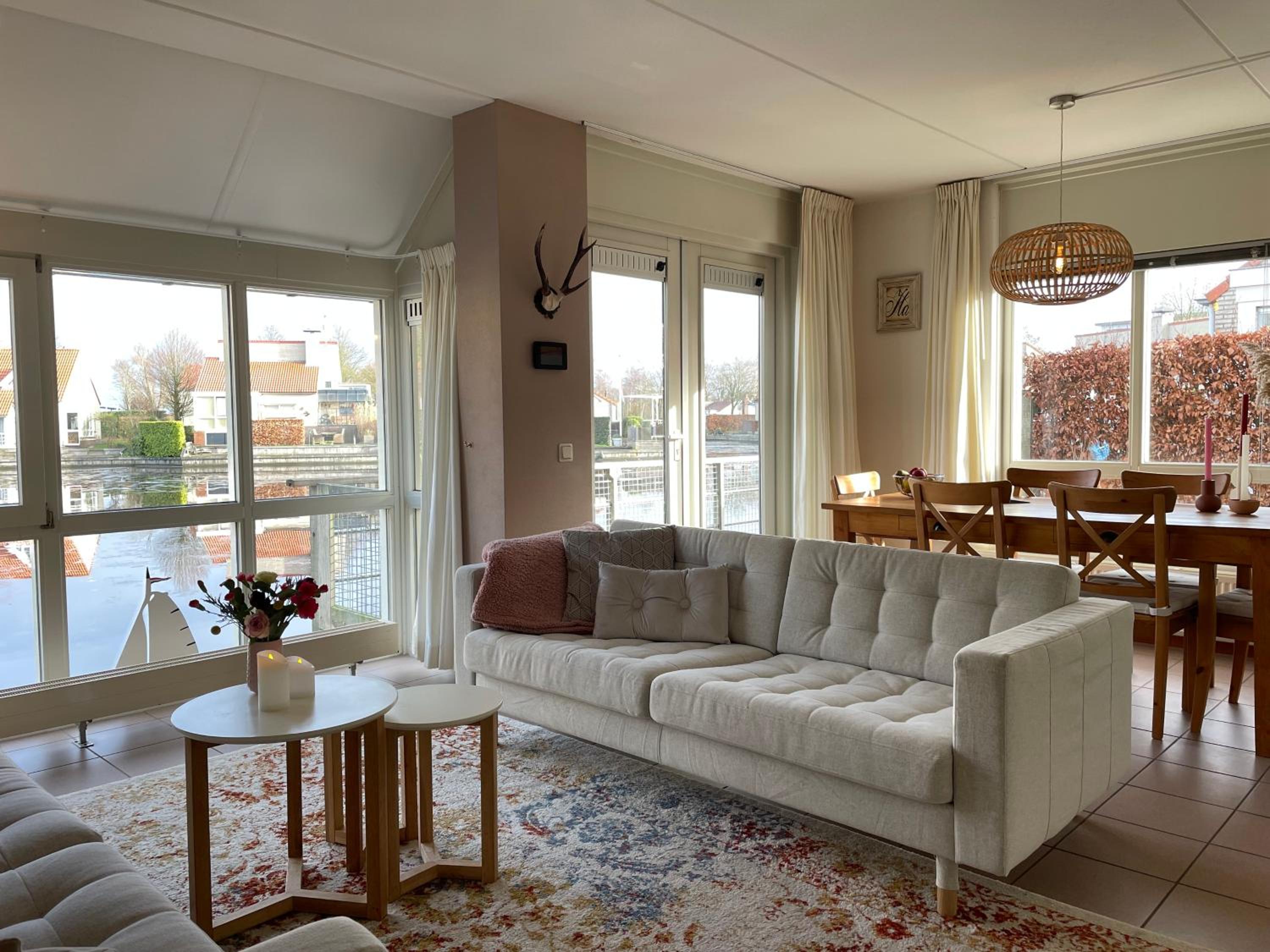 Three-Bedroom House photo 1