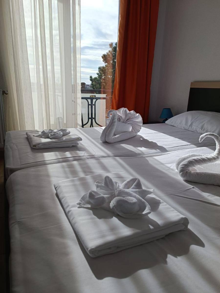 Standard Double Room - Photo 1