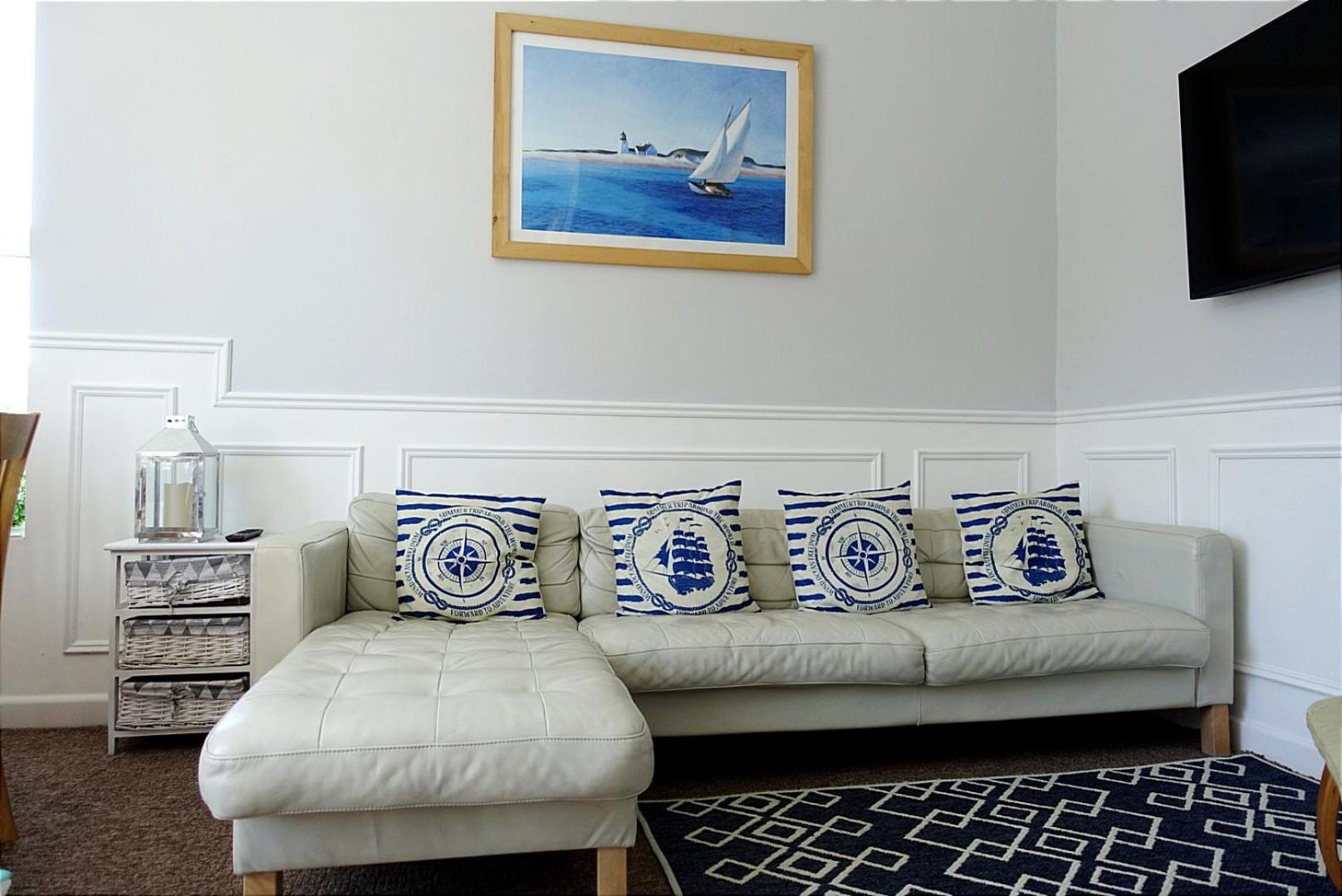 Two-Bedroom Apartment photo 1
