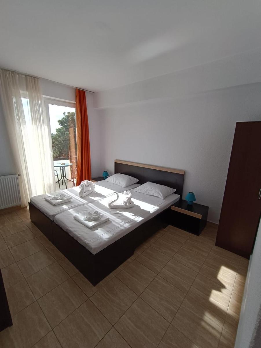 Standard Double Room - Photo 5