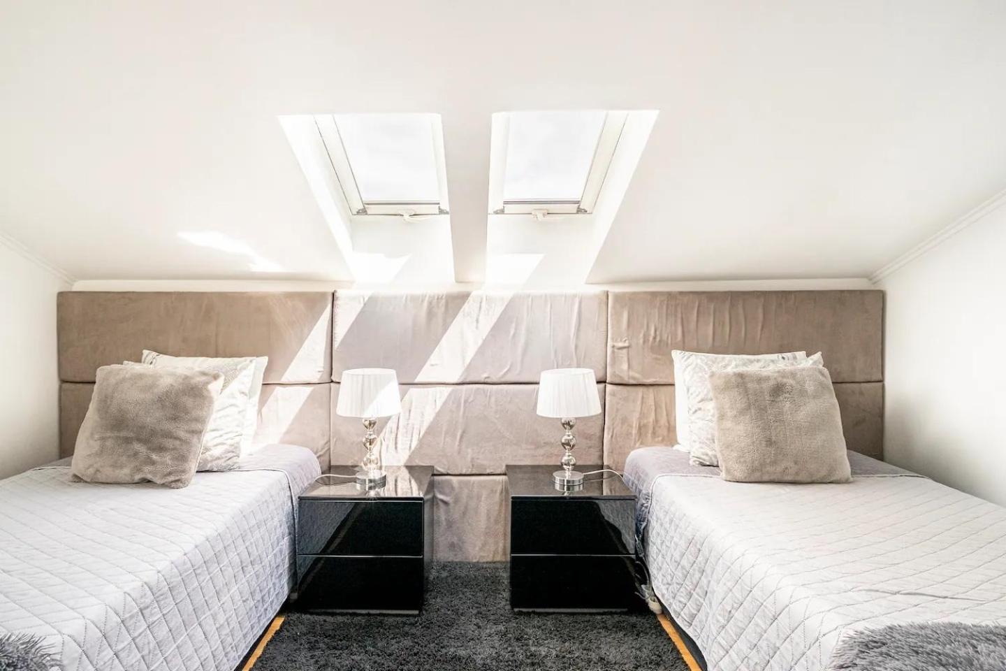 Double or Twin Room photo 3