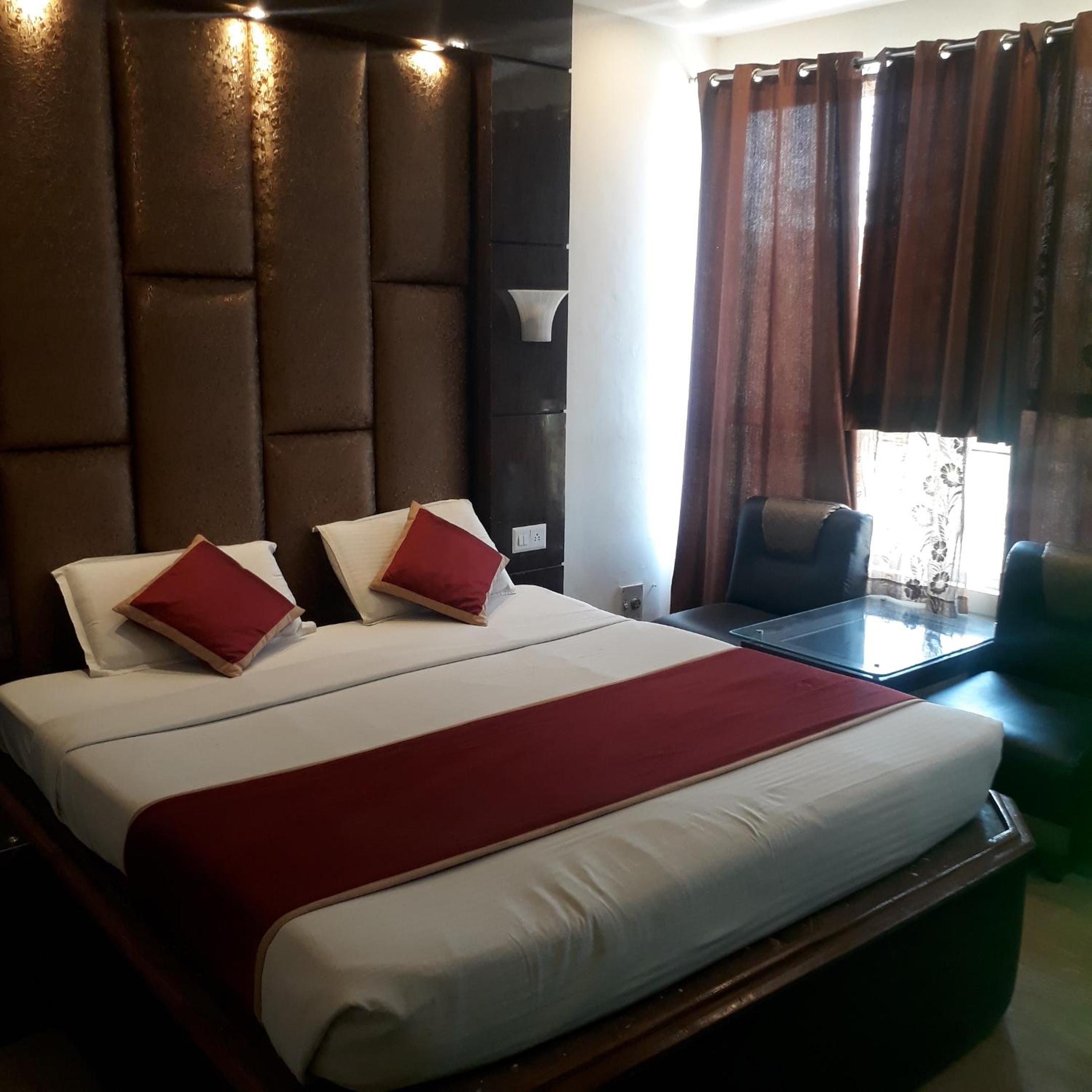 Standard Double Room photo 2
