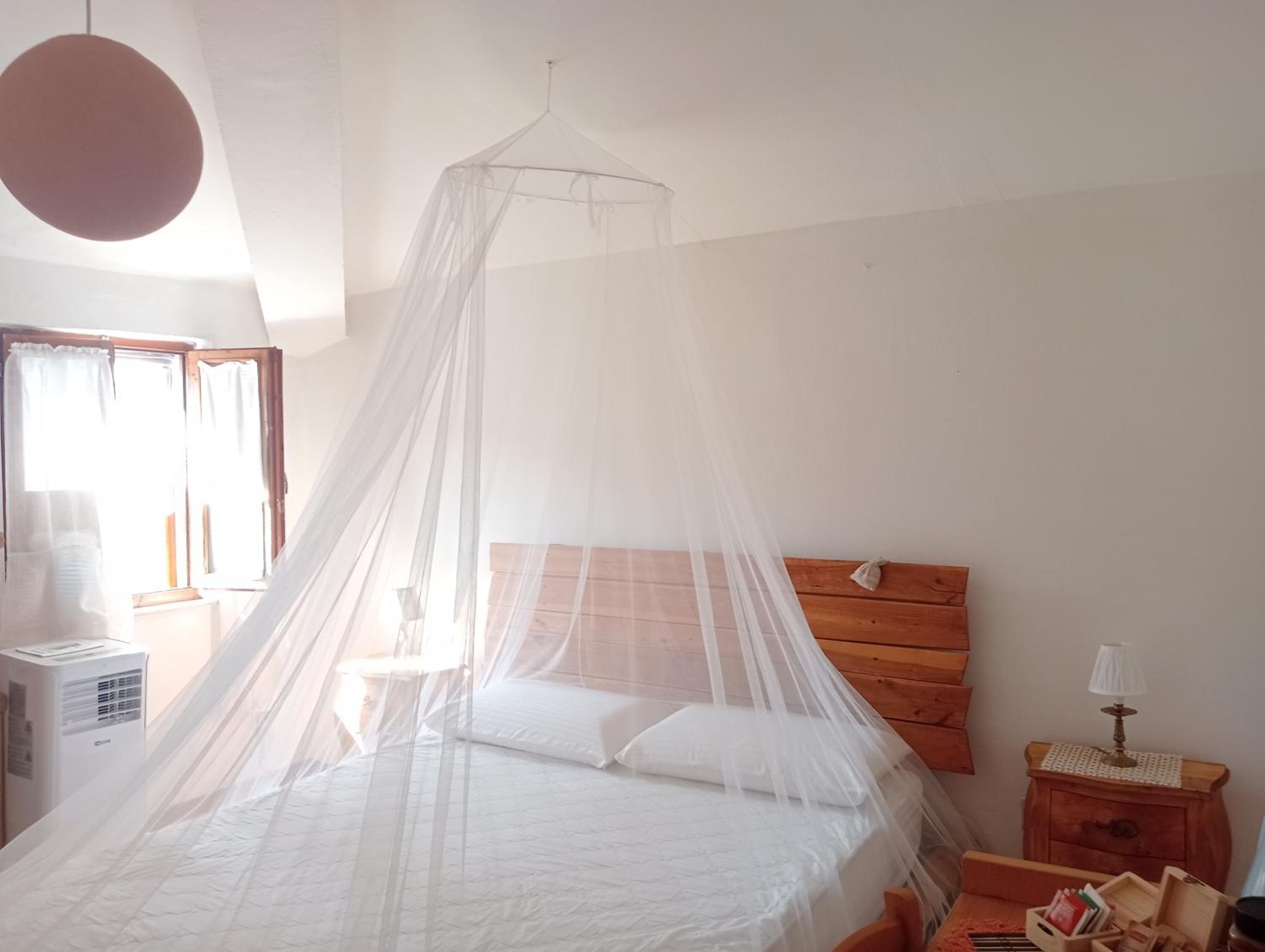 Large Double Room photo 1